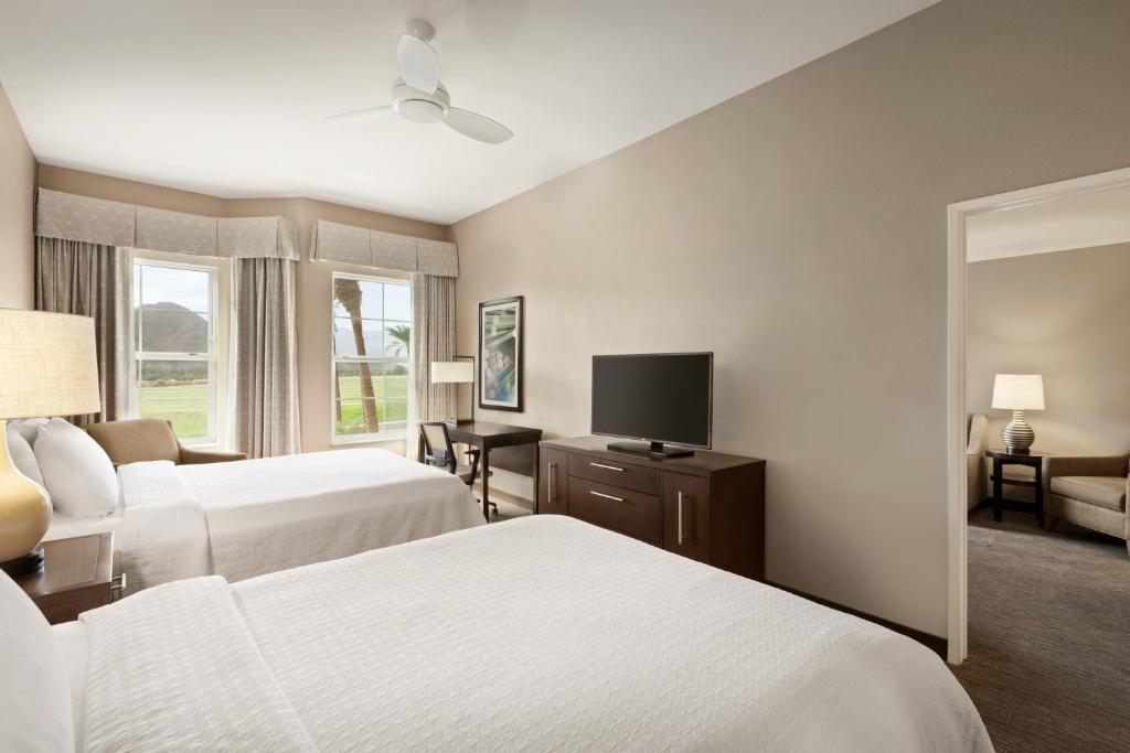 Suite Two Queen Beds