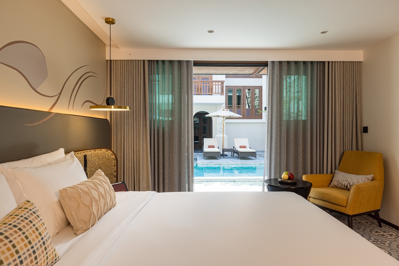 Double Deluxe Pool View