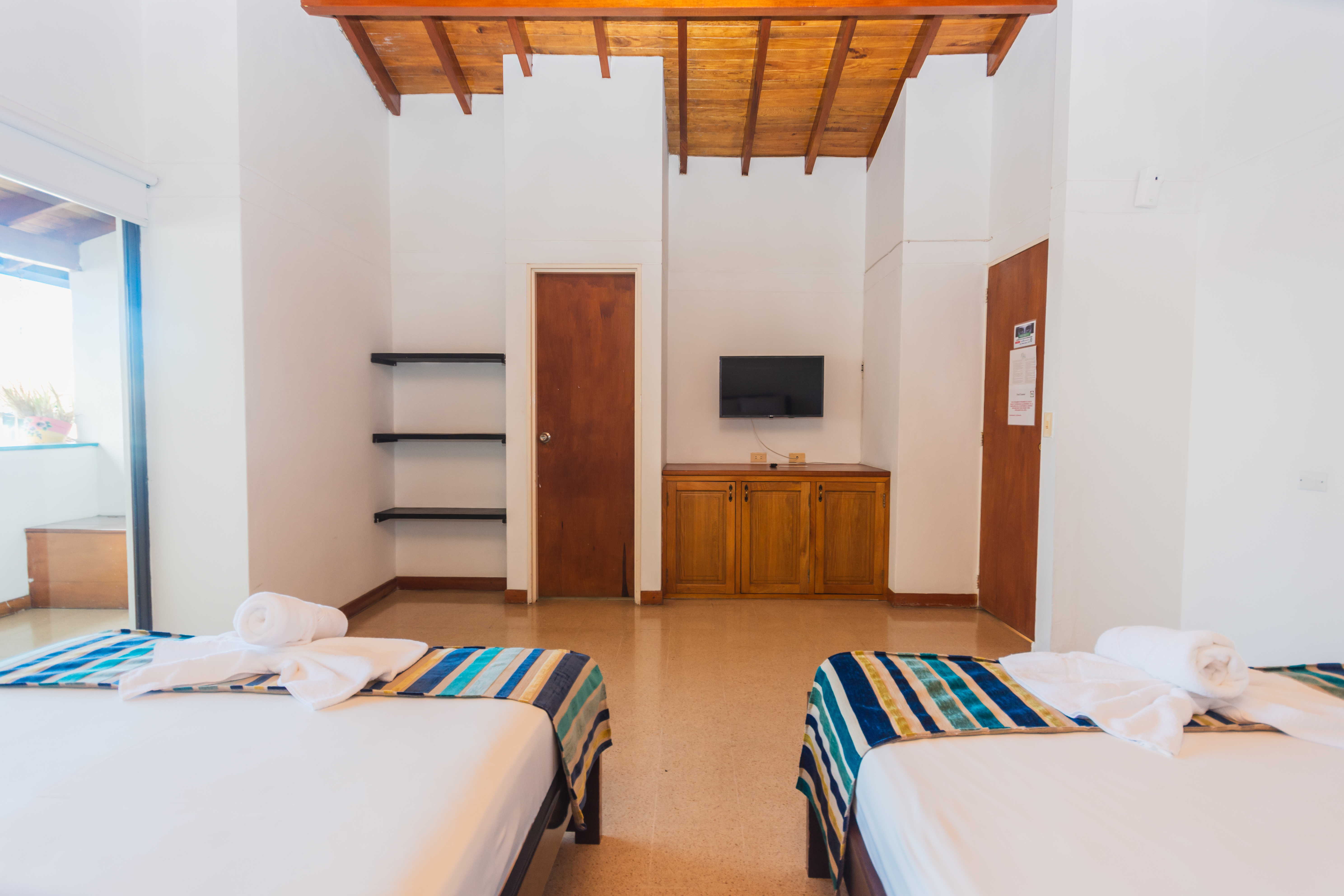 Family Room Deluxe Capacity 4