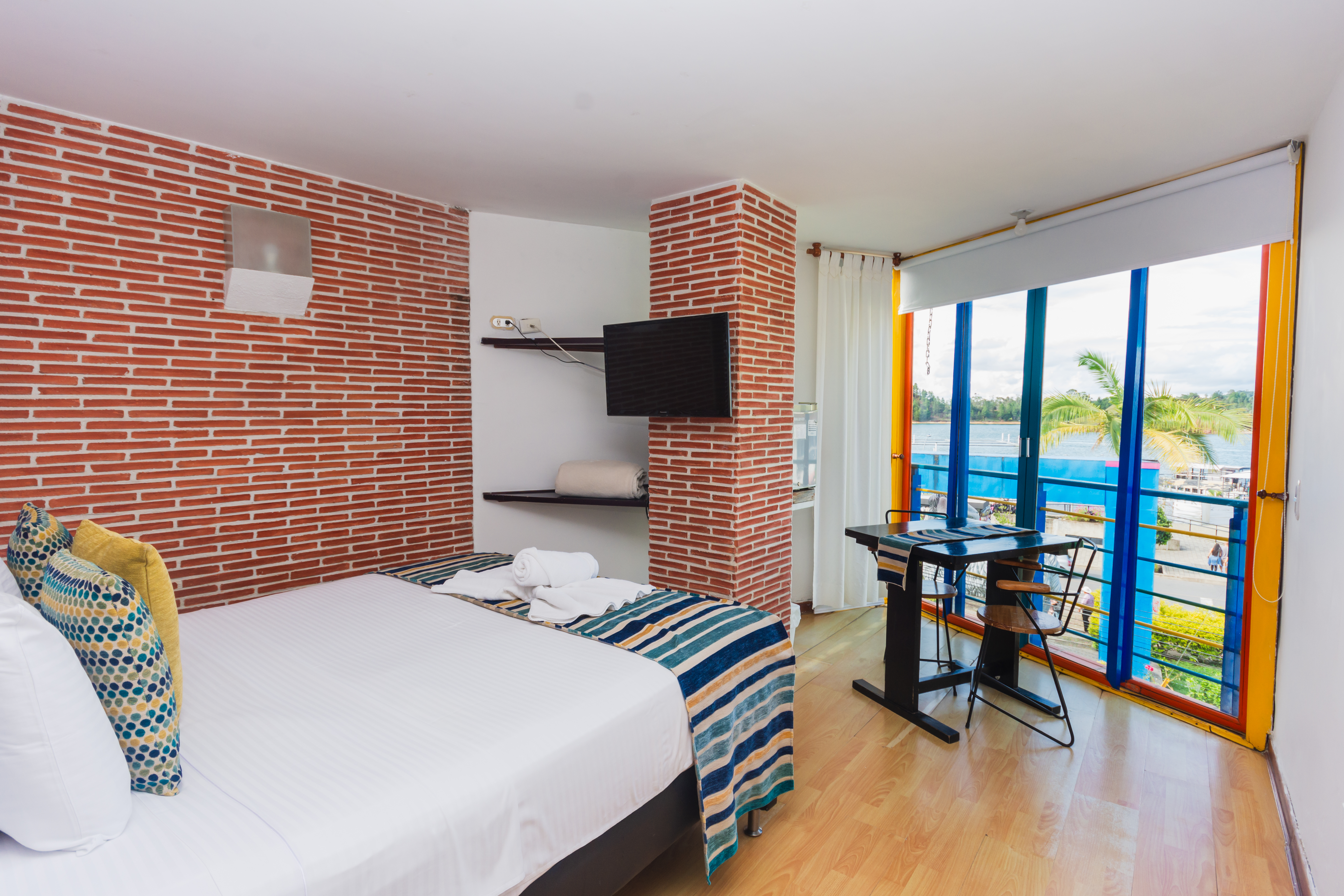 Suite Deluxe with Balcony