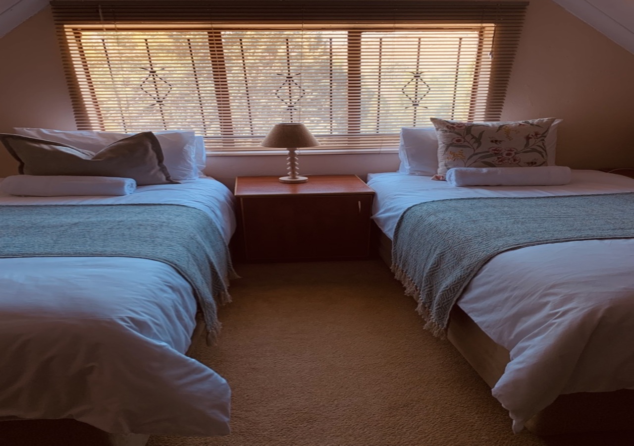 Triple Deluxe King Bed