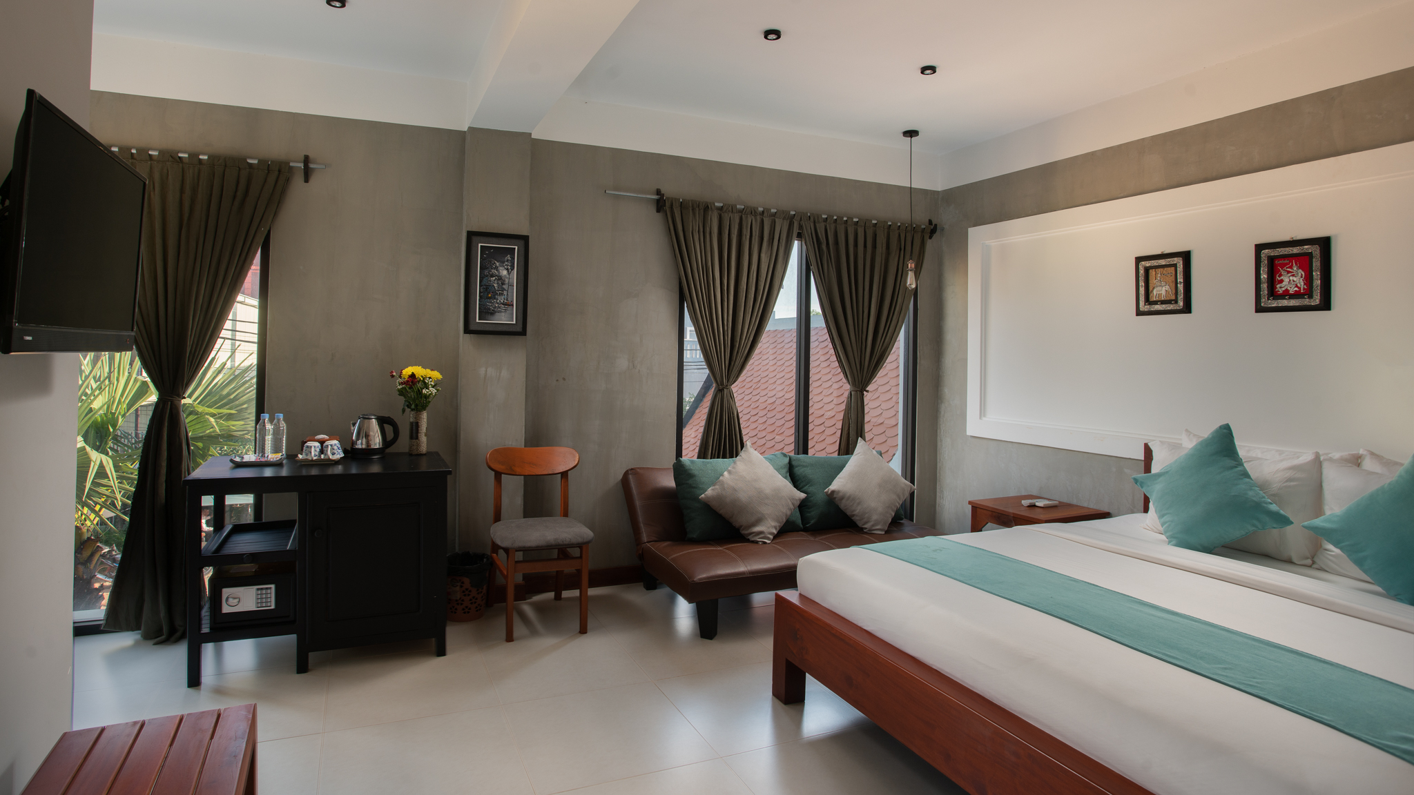 Double Superior King Bed