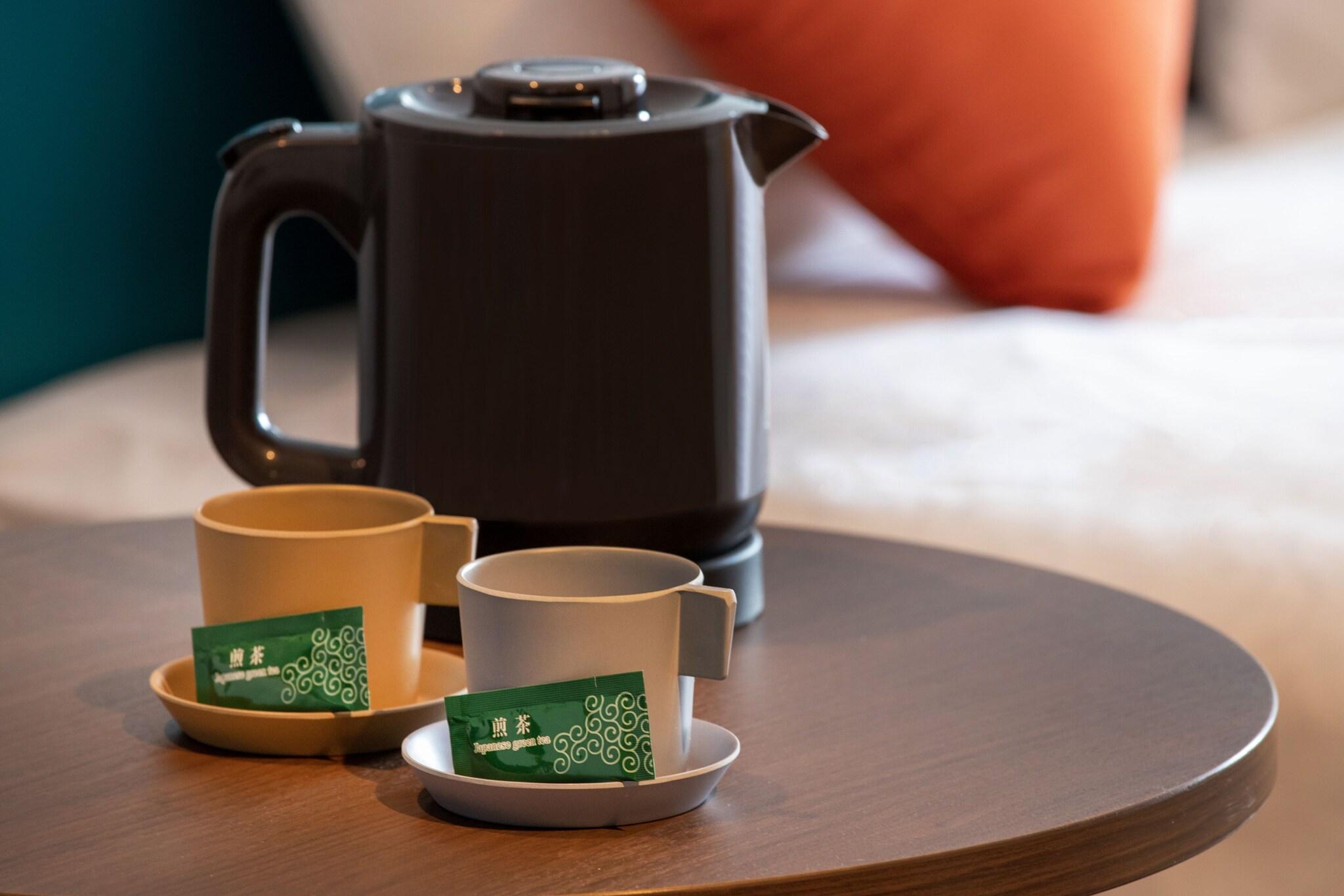 Room Connecting Room