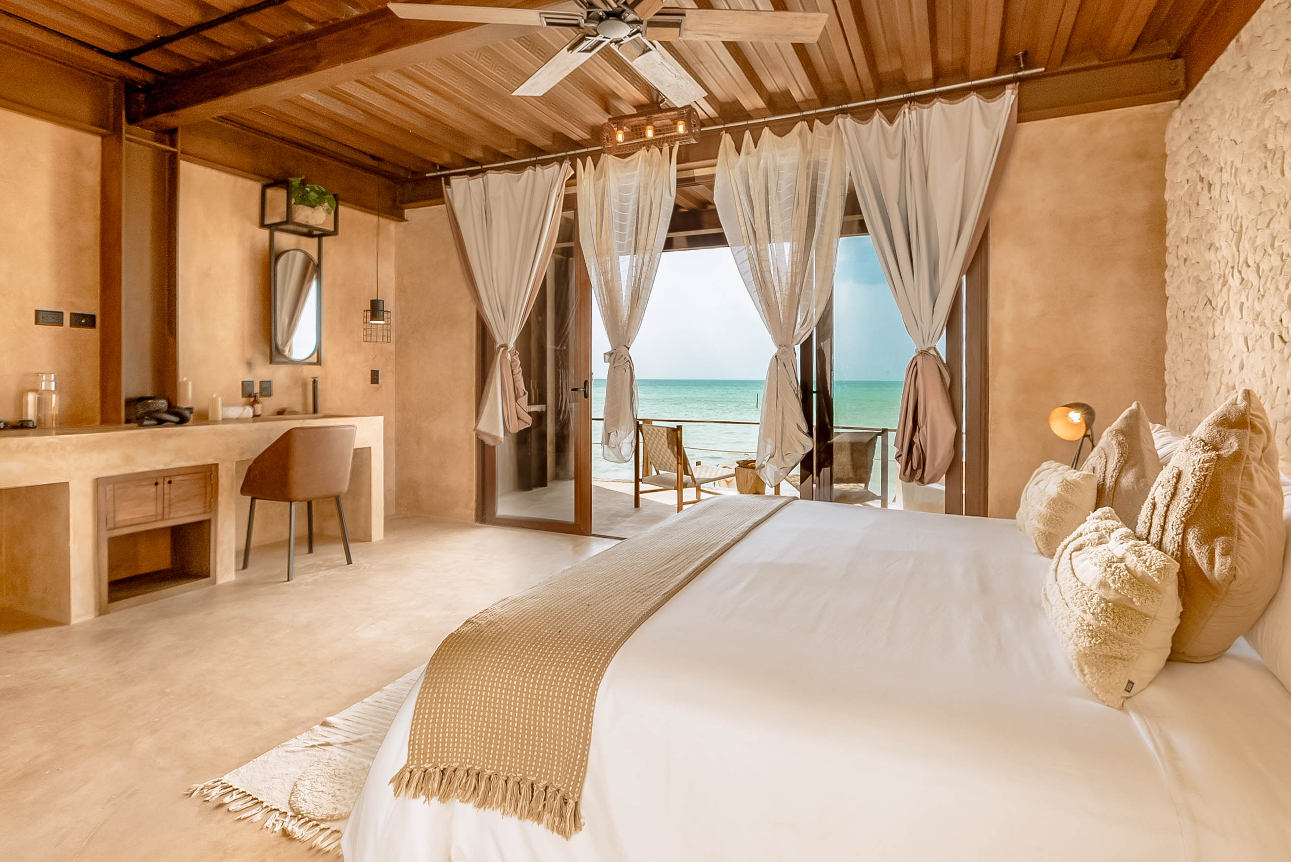 Junior Suite Superior Beach Front