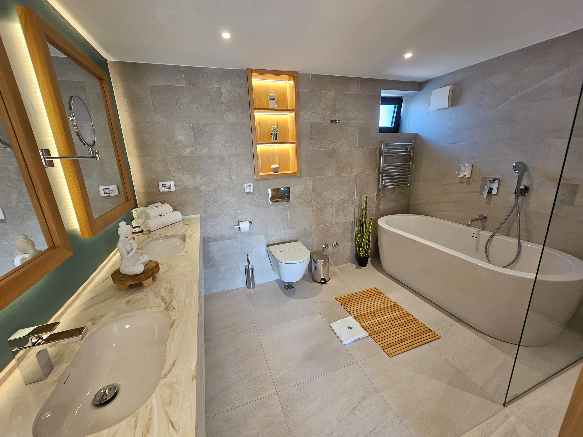 Apartment Deluxe One Bedroom