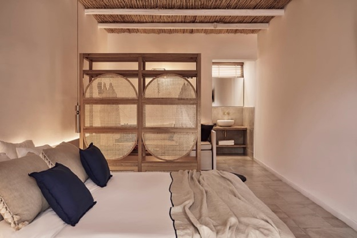 Family Room Garden View