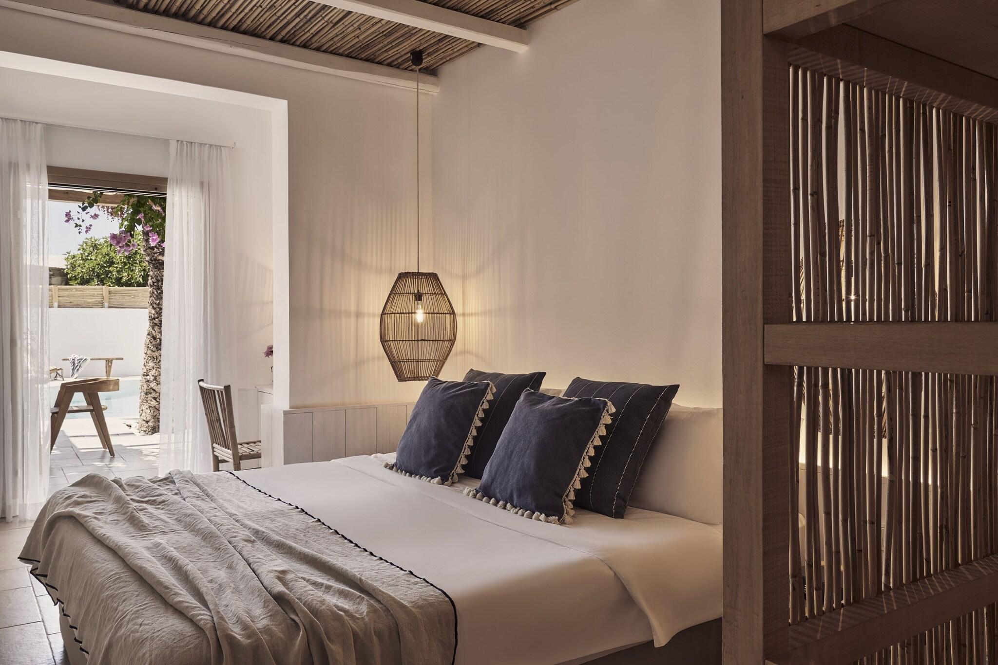 Double Deluxe King Bed