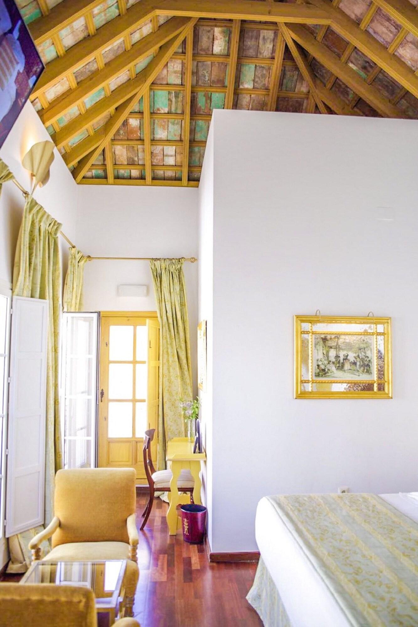 Double Penthouse with Views