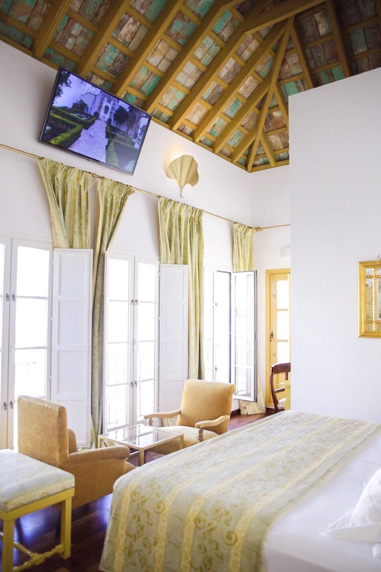 Double Penthouse with Views