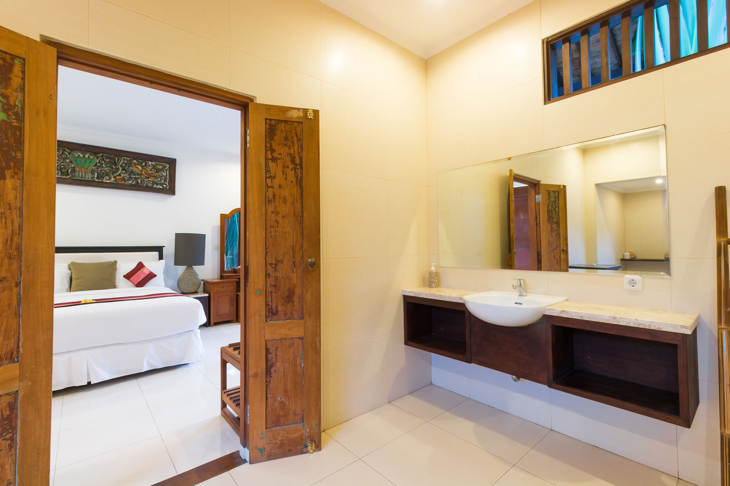 Junior Suite King Size Bed