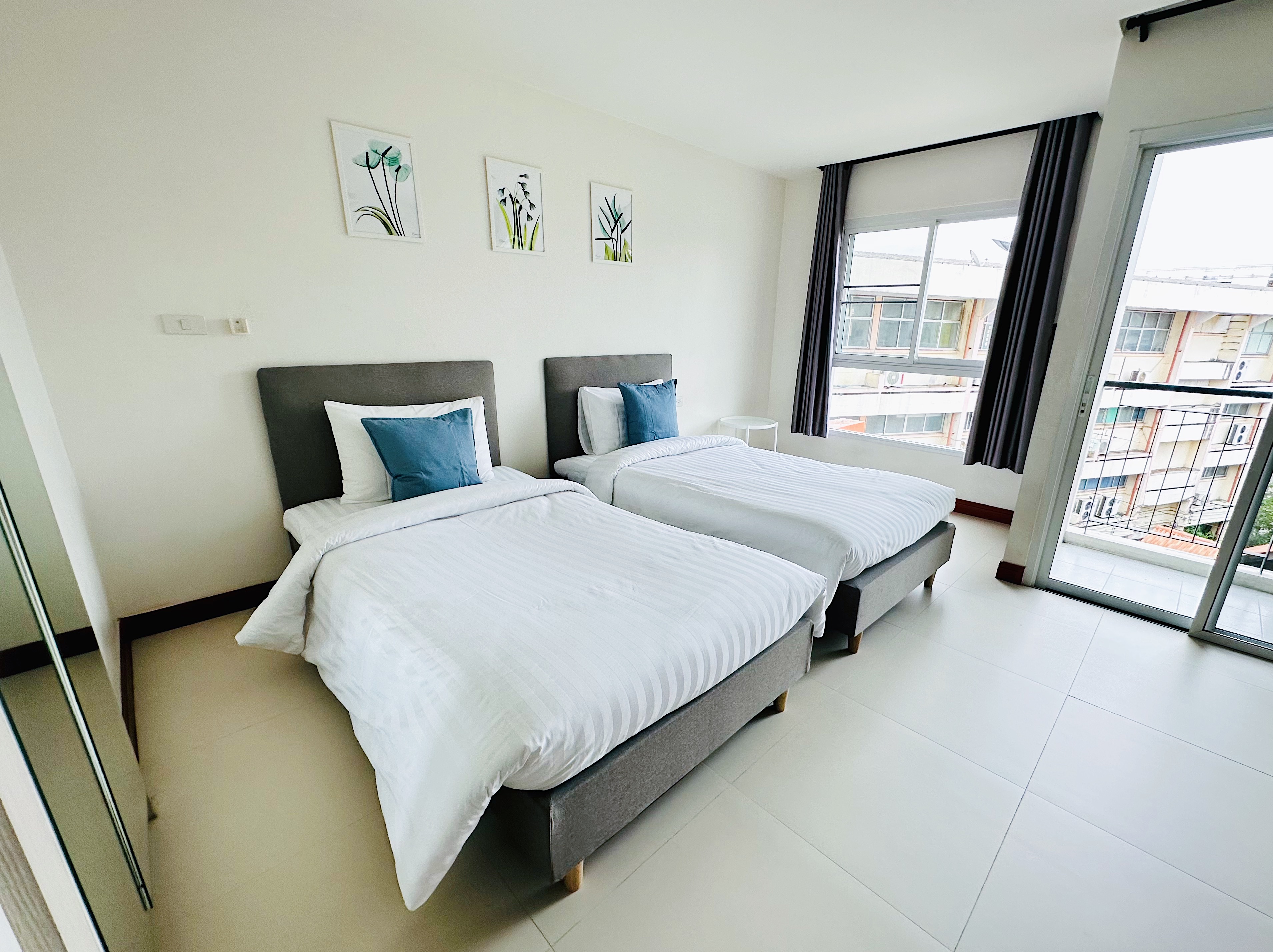 Twin Superior with Balcony