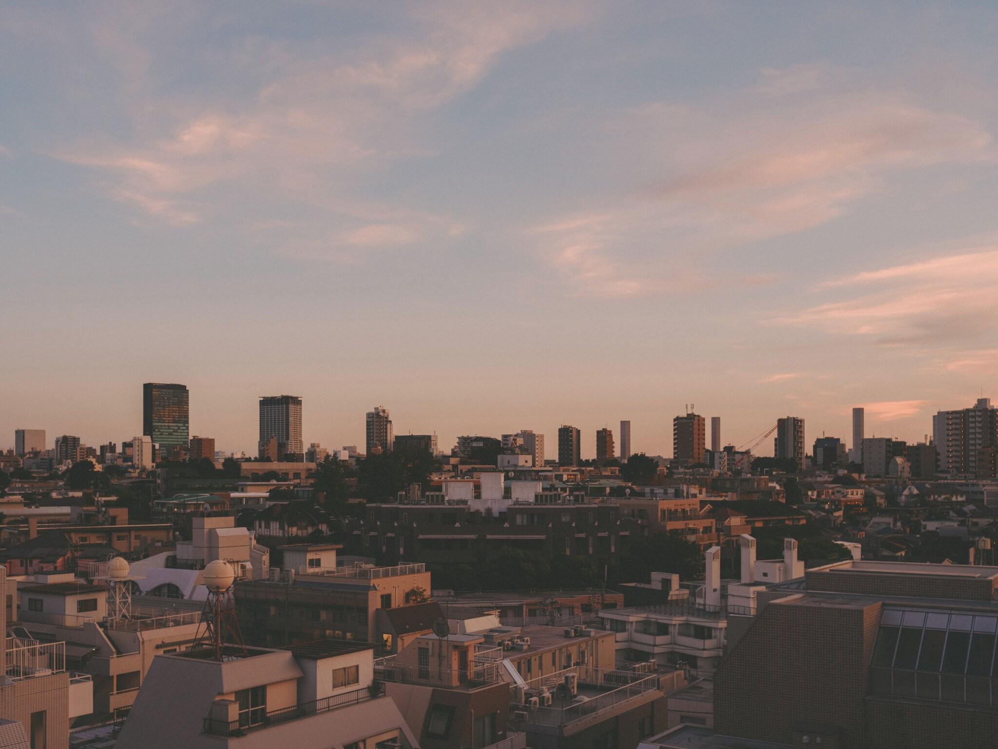 Double City View Queen Bed