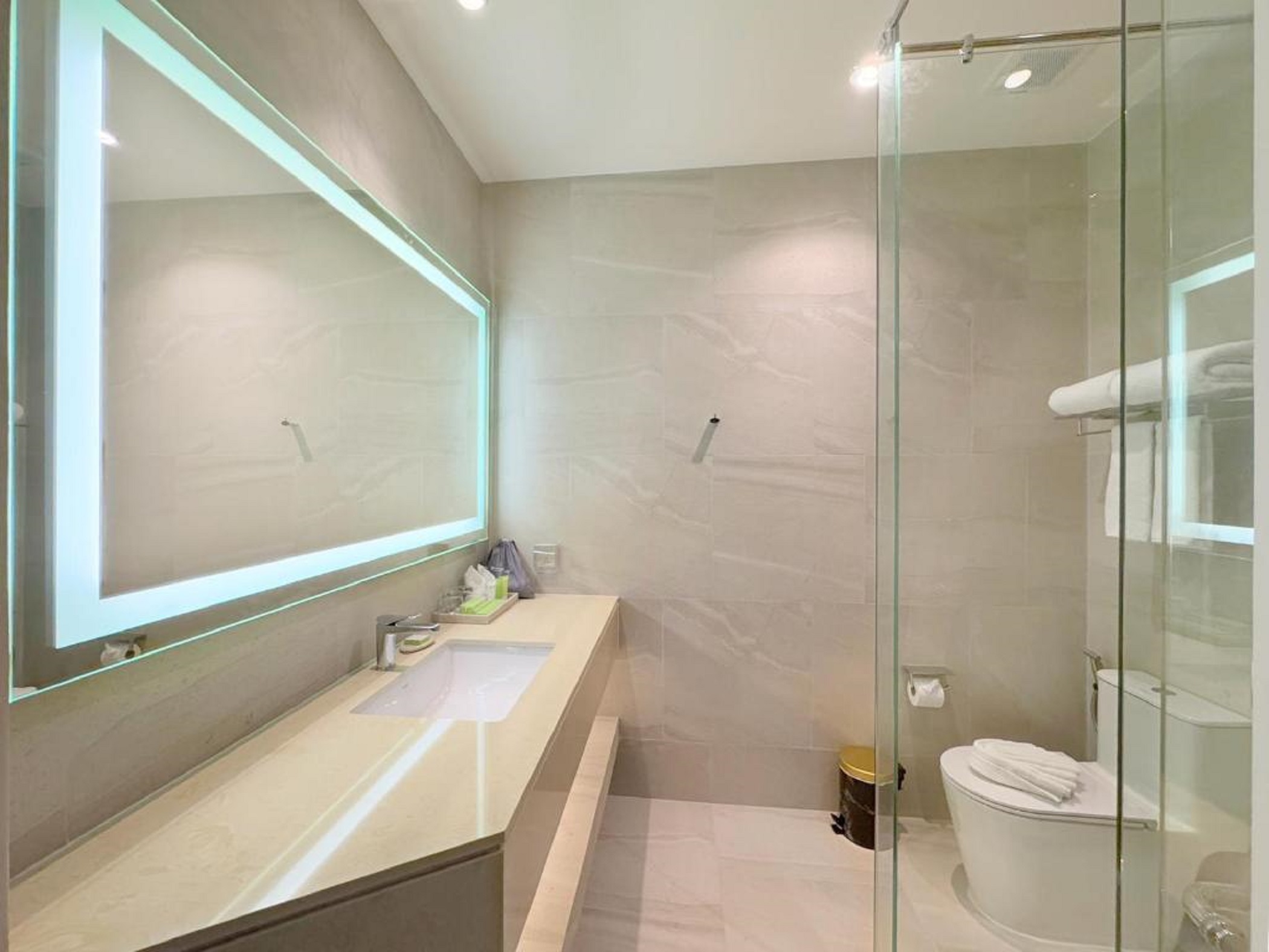 Double or Twin Deluxe