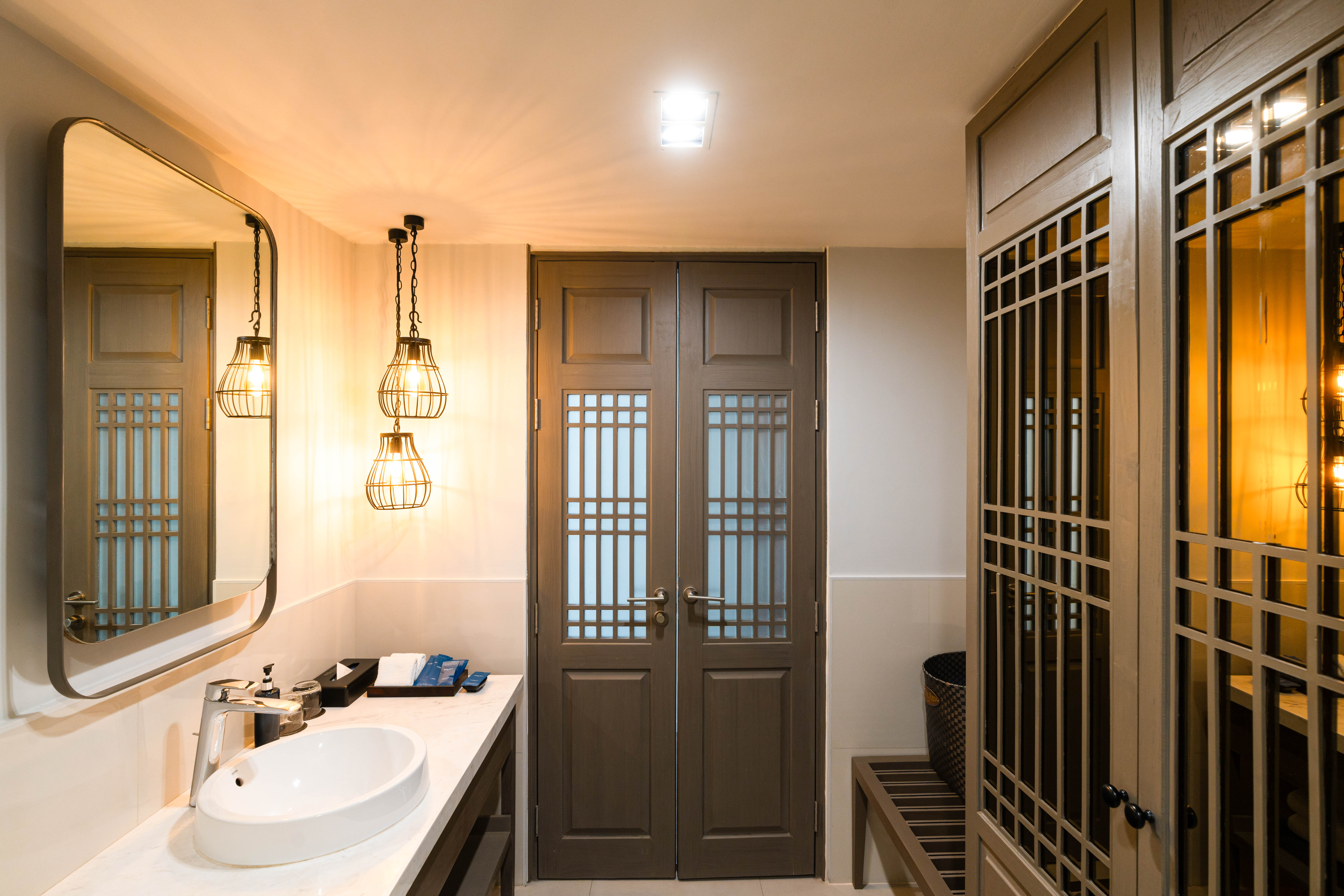 Twin Deluxe Pool View