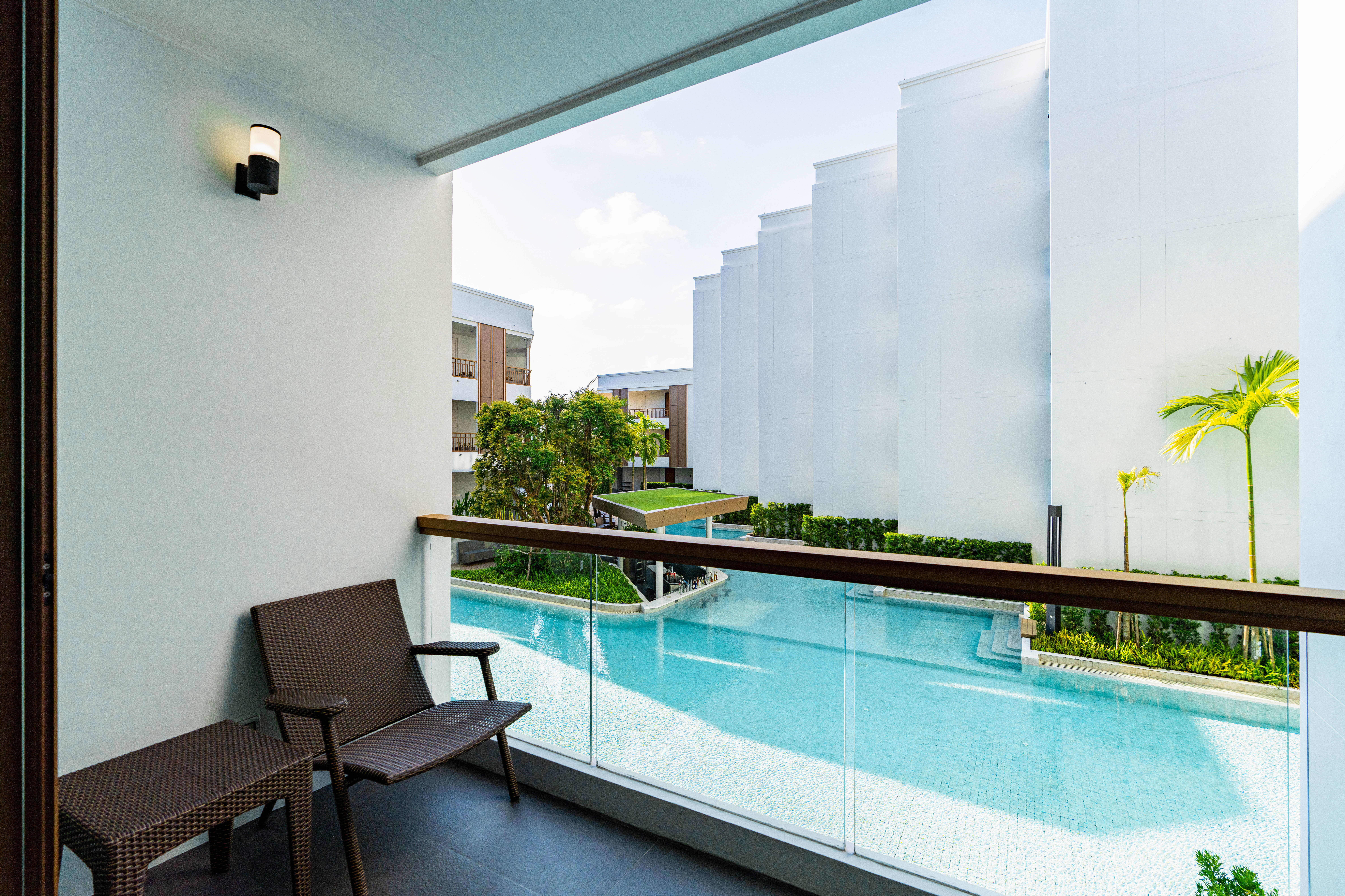 Double Deluxe Pool View