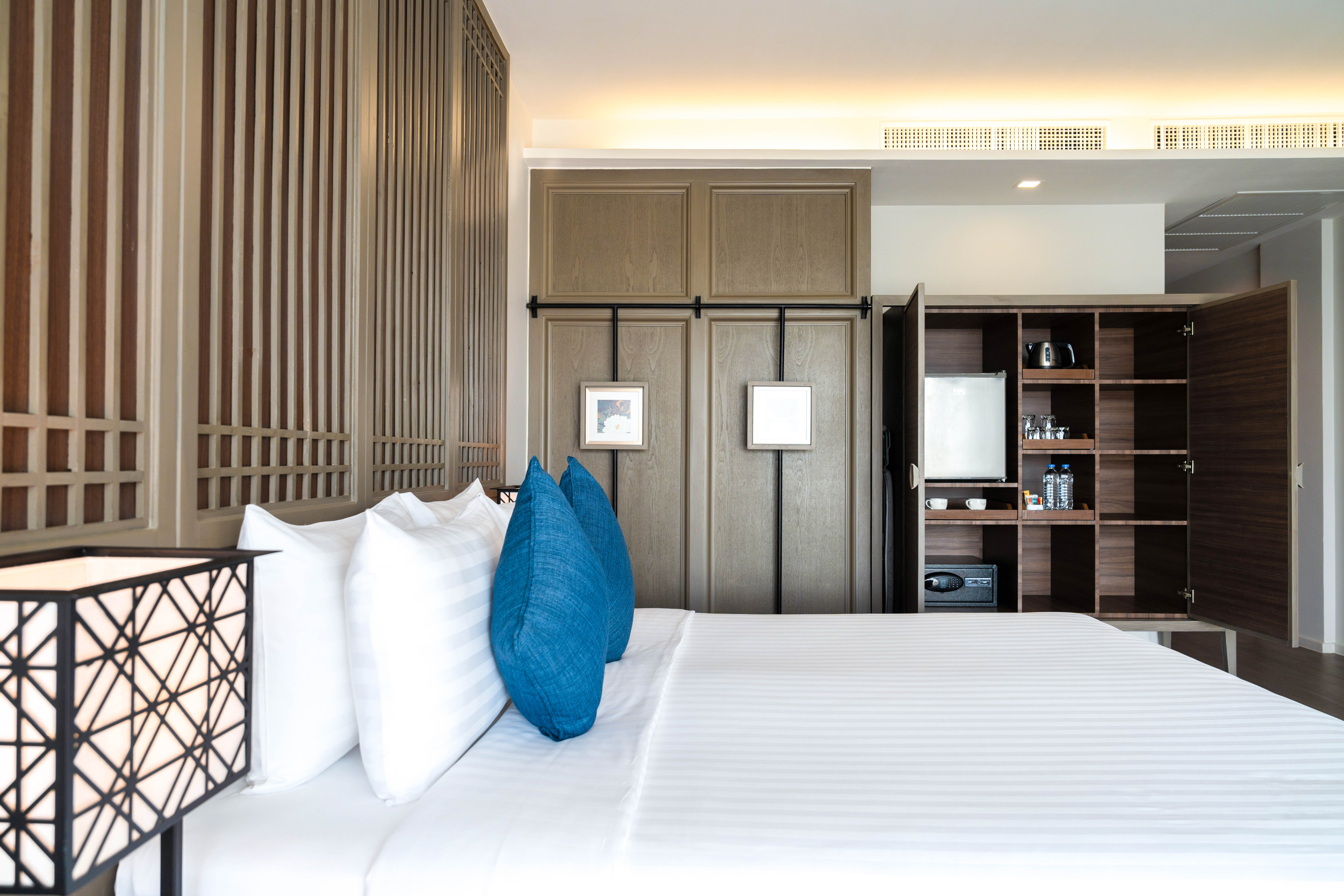 Double Deluxe King Bed