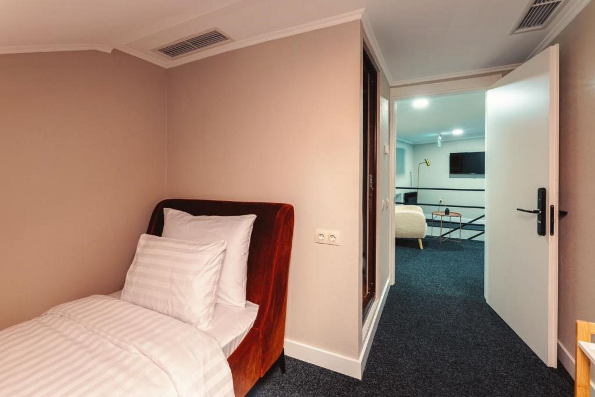 Single One Bedroom One Bathroom