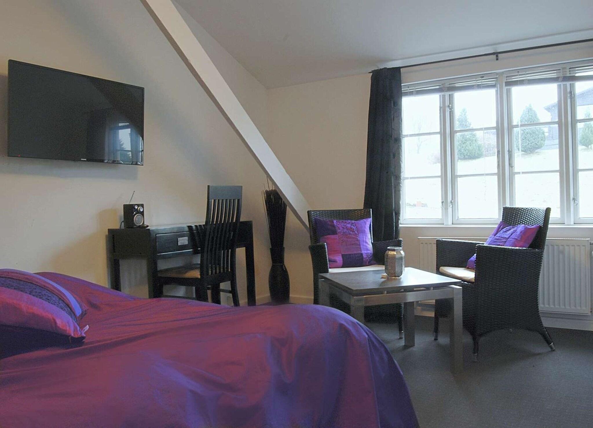 Double Superior King Bed