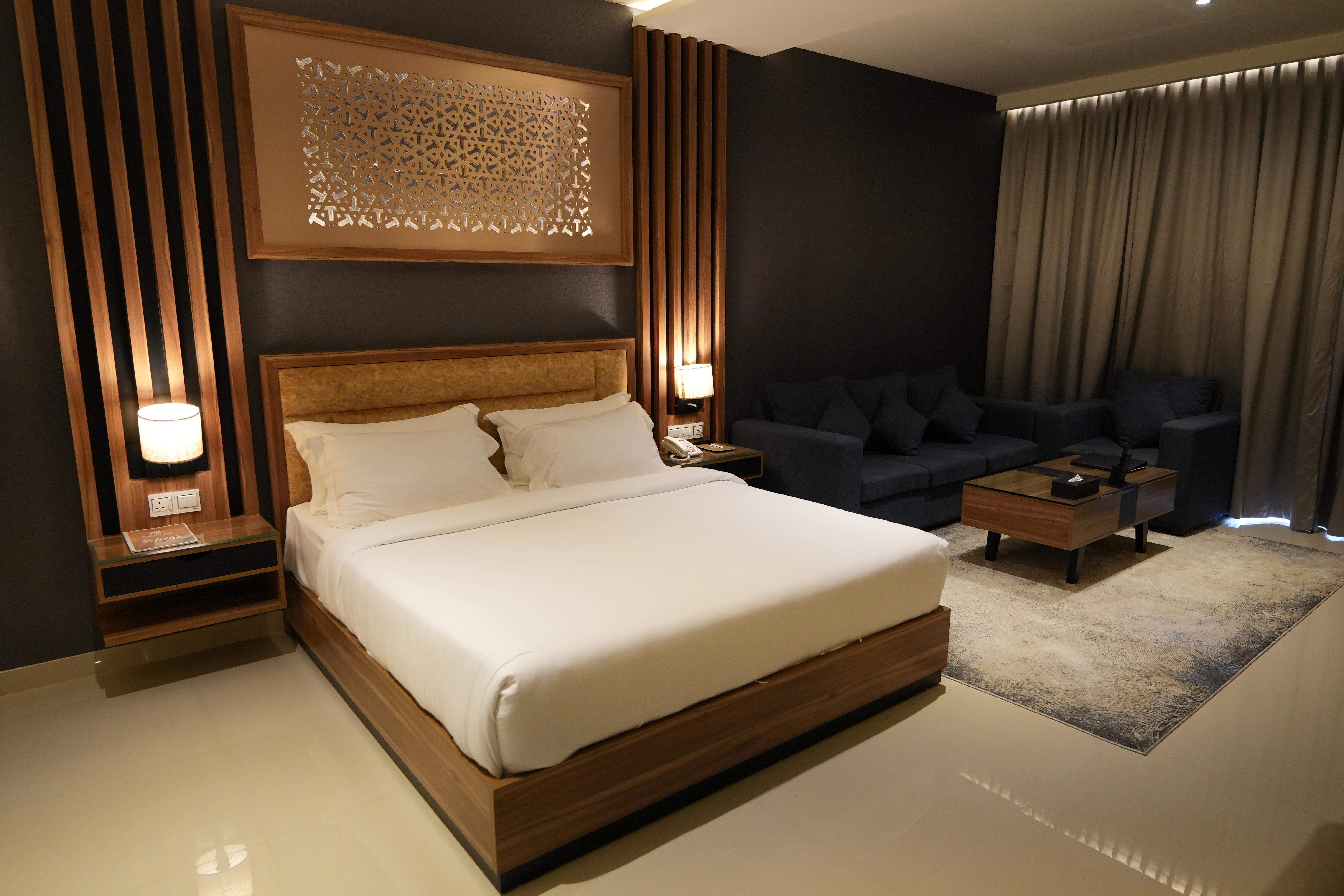 Double Deluxe King Bed