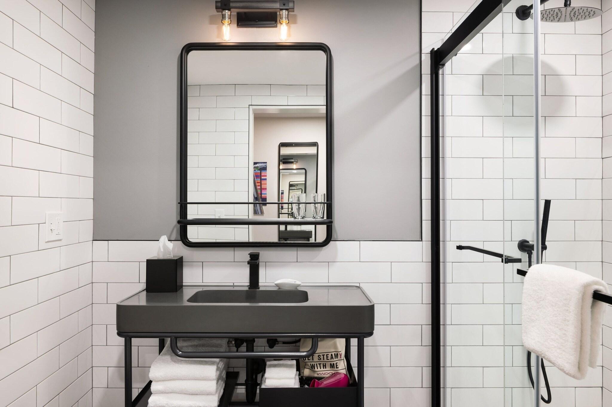 Quadruple Two Queen Beds