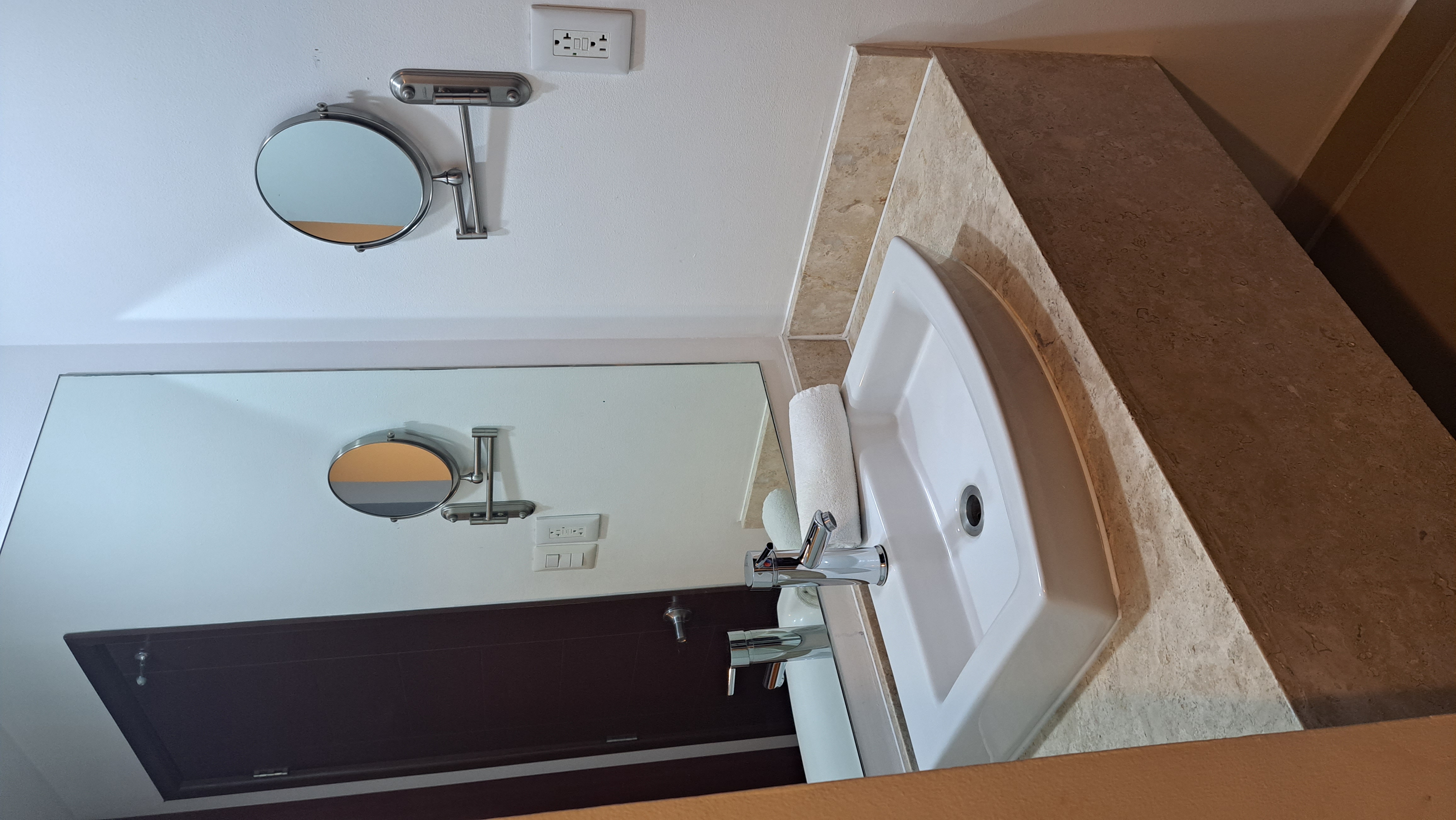 Room Two Double Beds