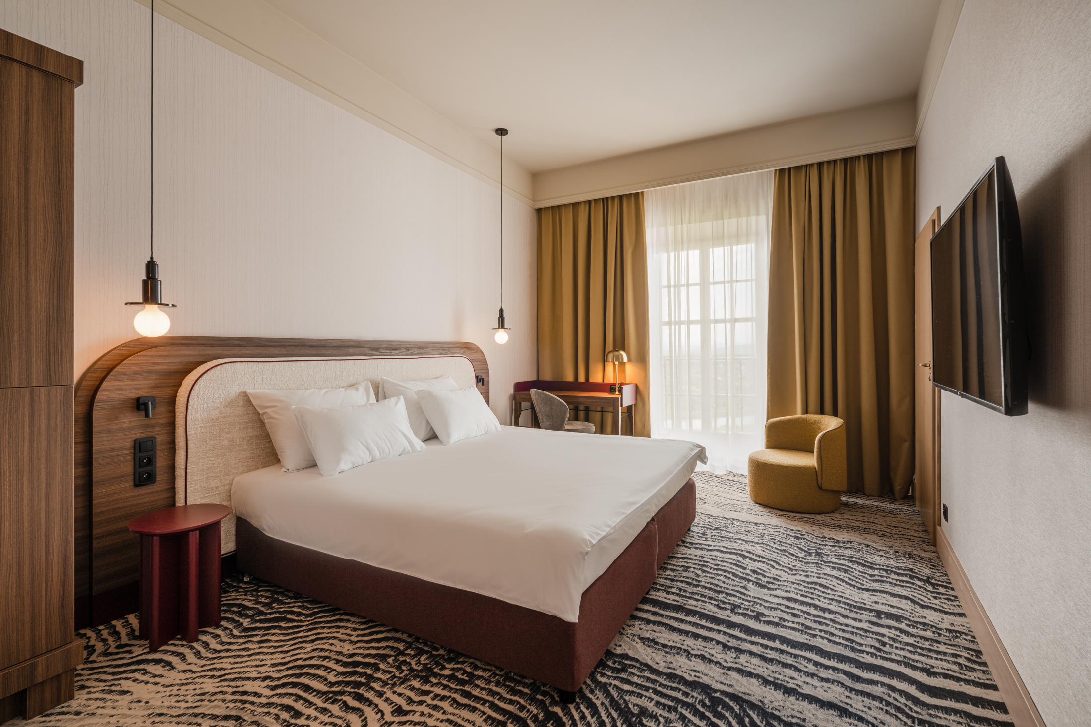 Double Premium with Views