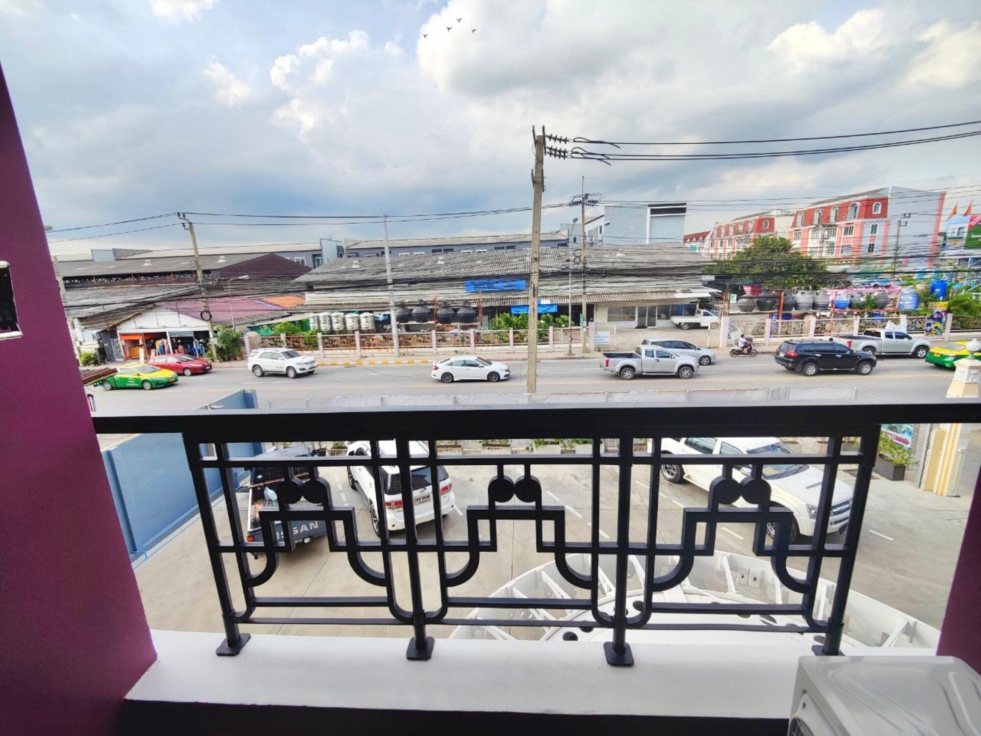 Double Deluxe City View