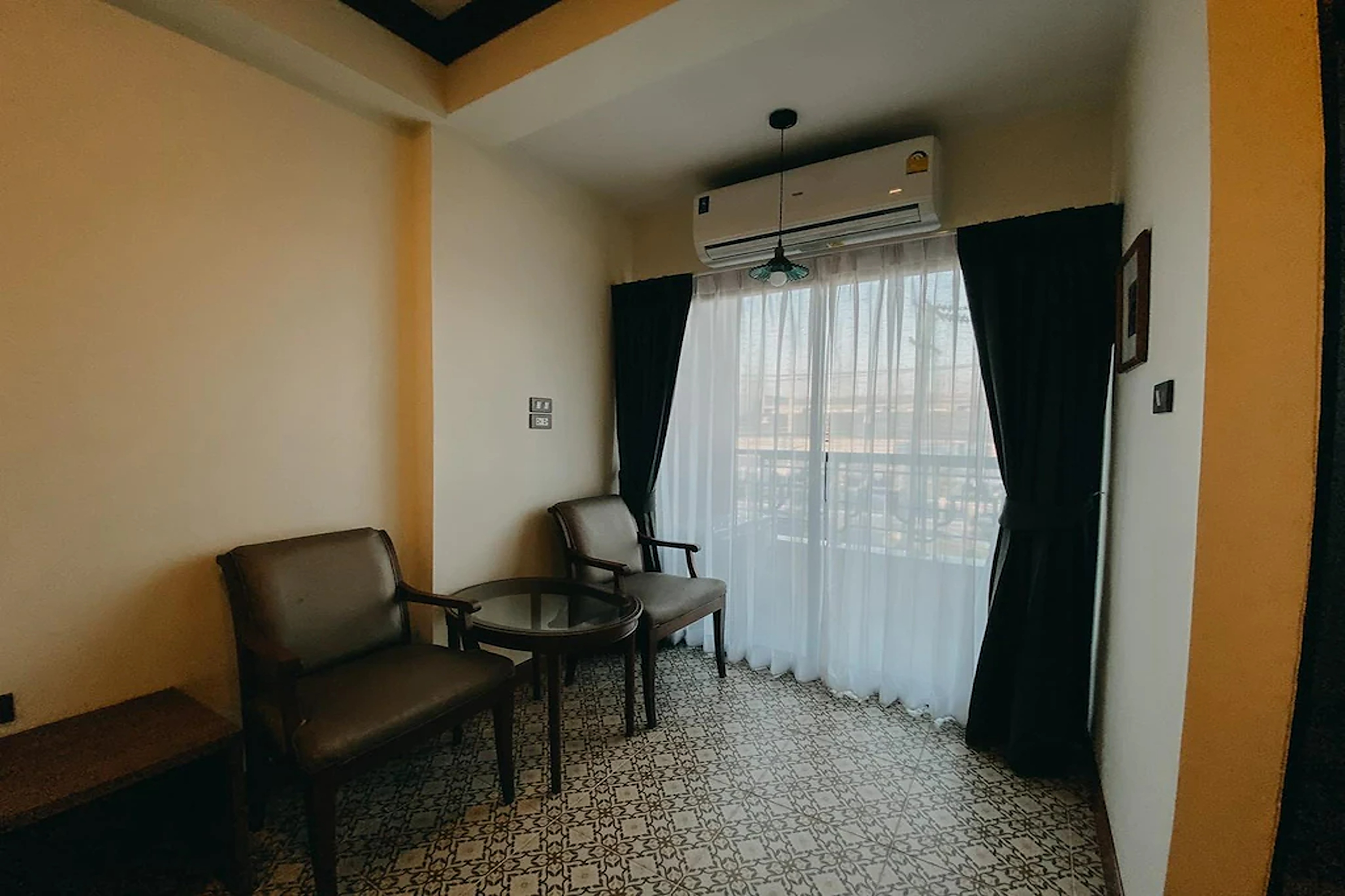 Double Deluxe City View King Bed