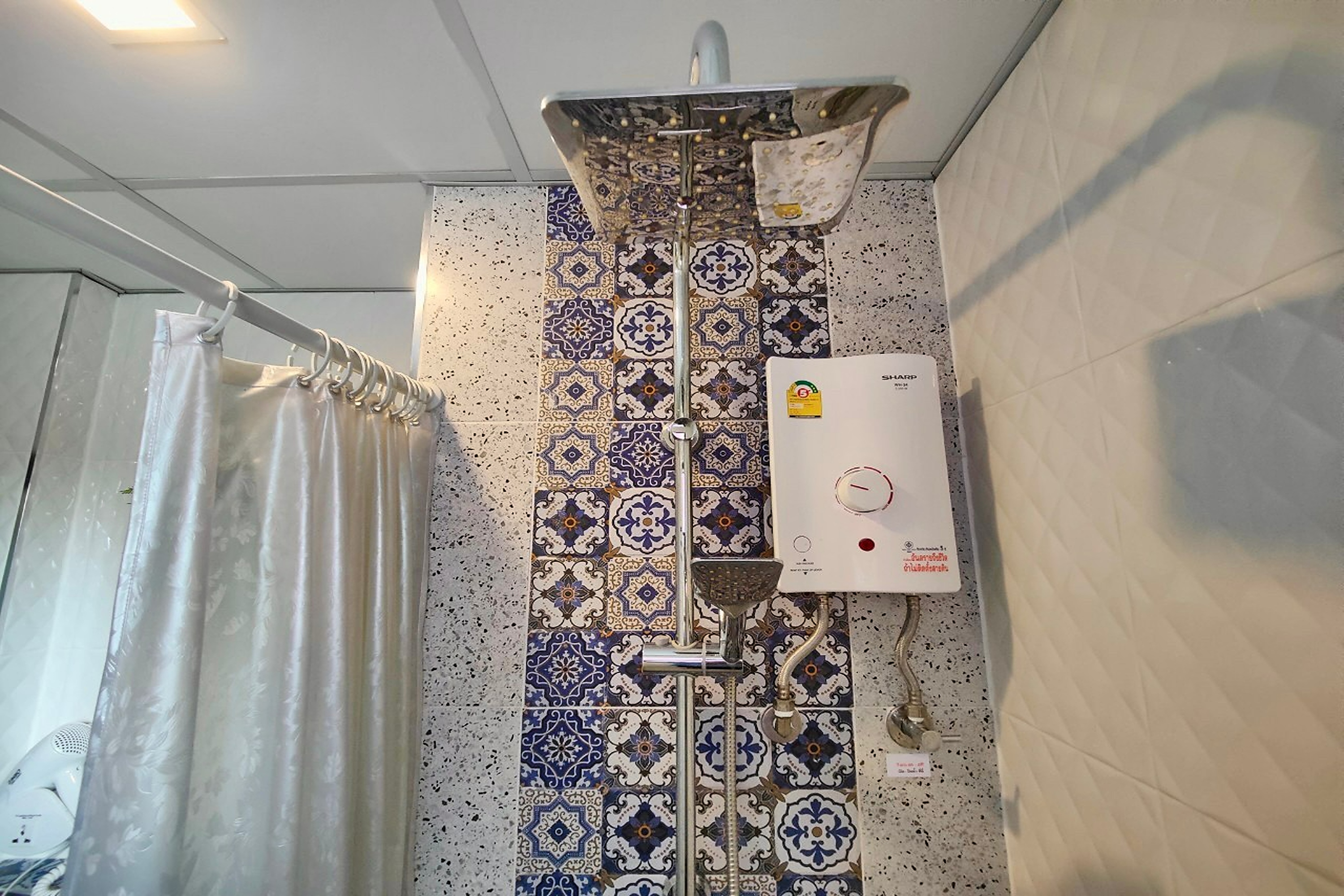 Double Deluxe City View King Bed