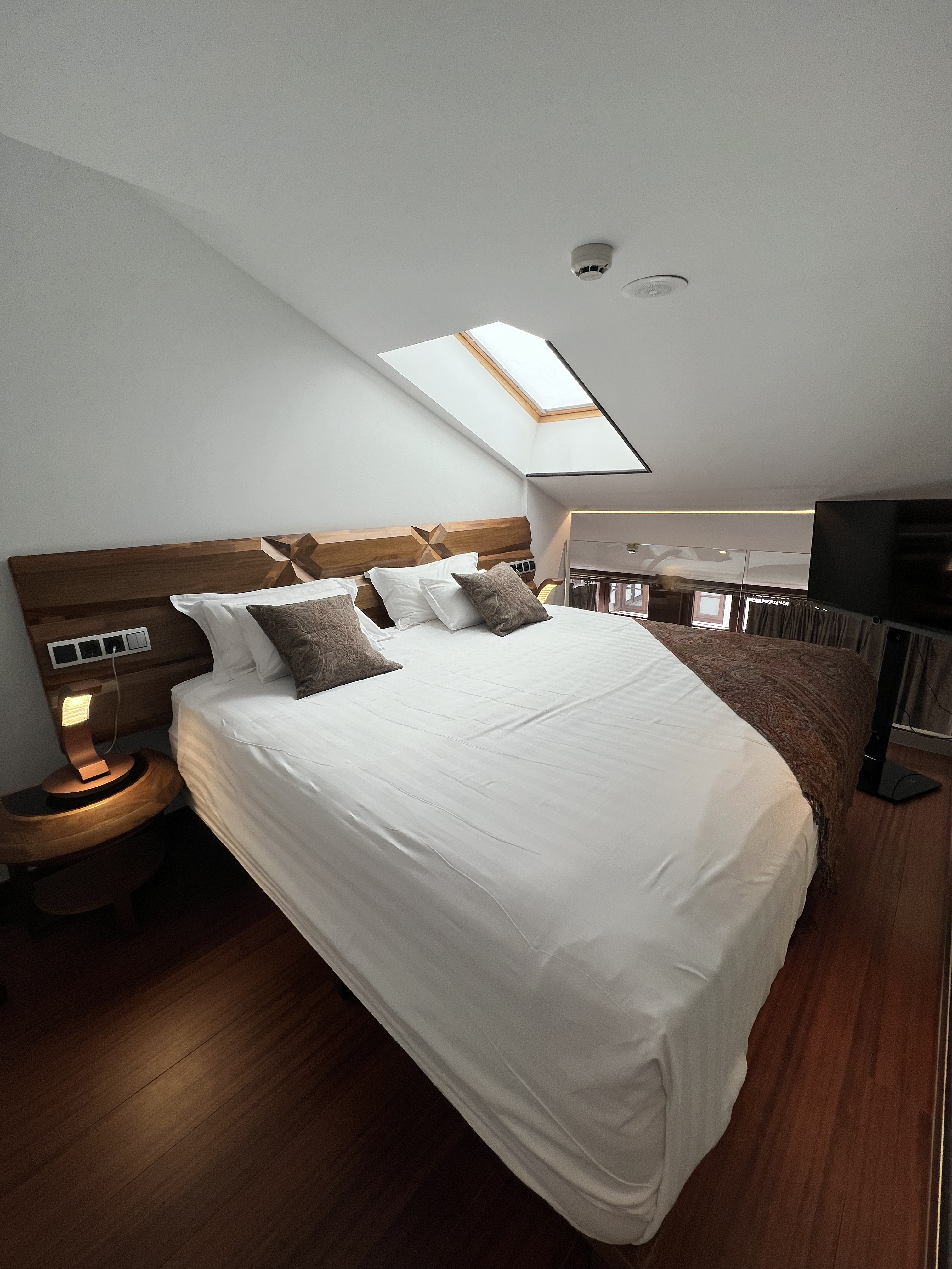 Double Duplex Superior