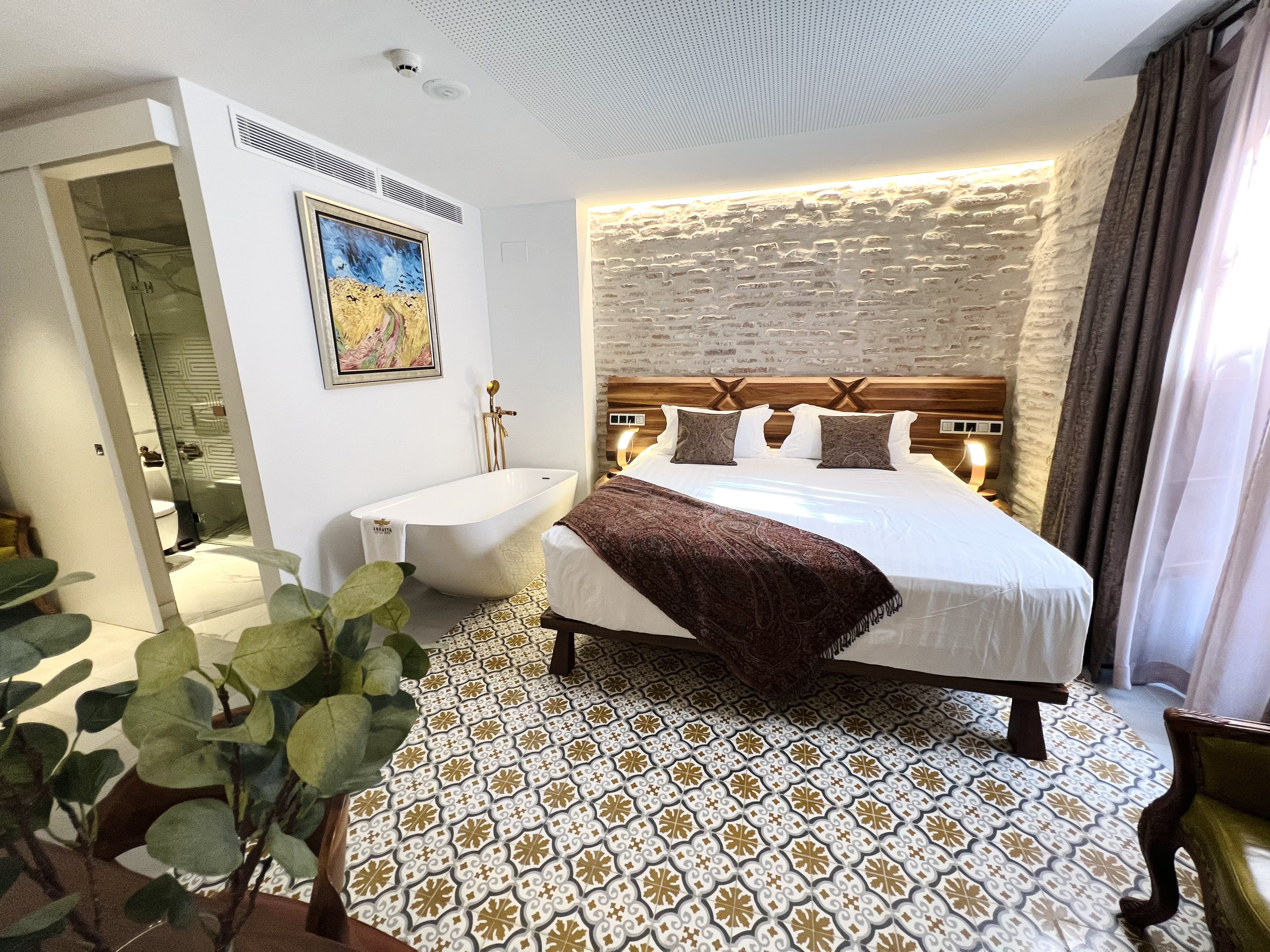 Double One Bedroom One Bathroom