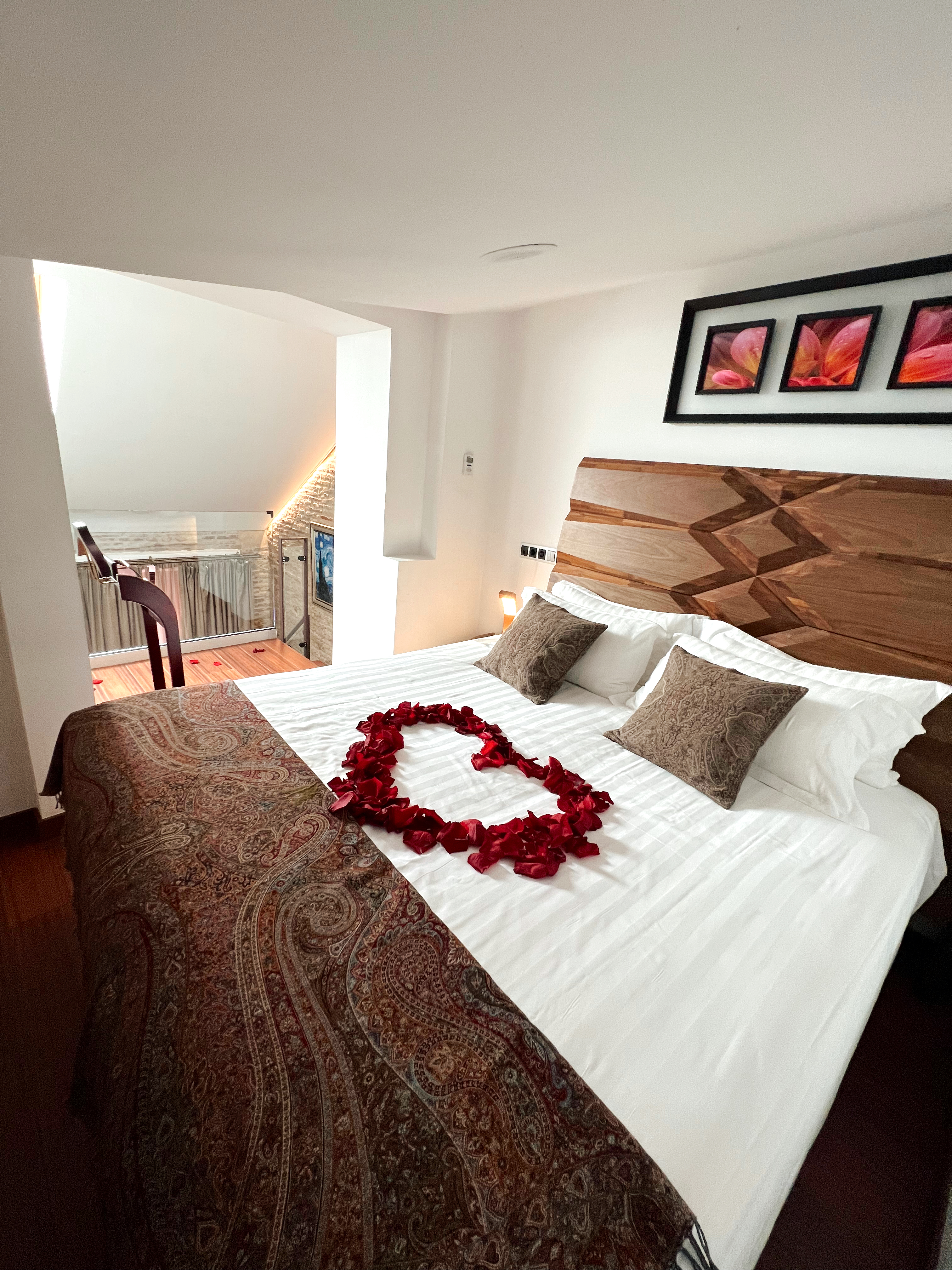 Suite King Bed with Jacuzzi