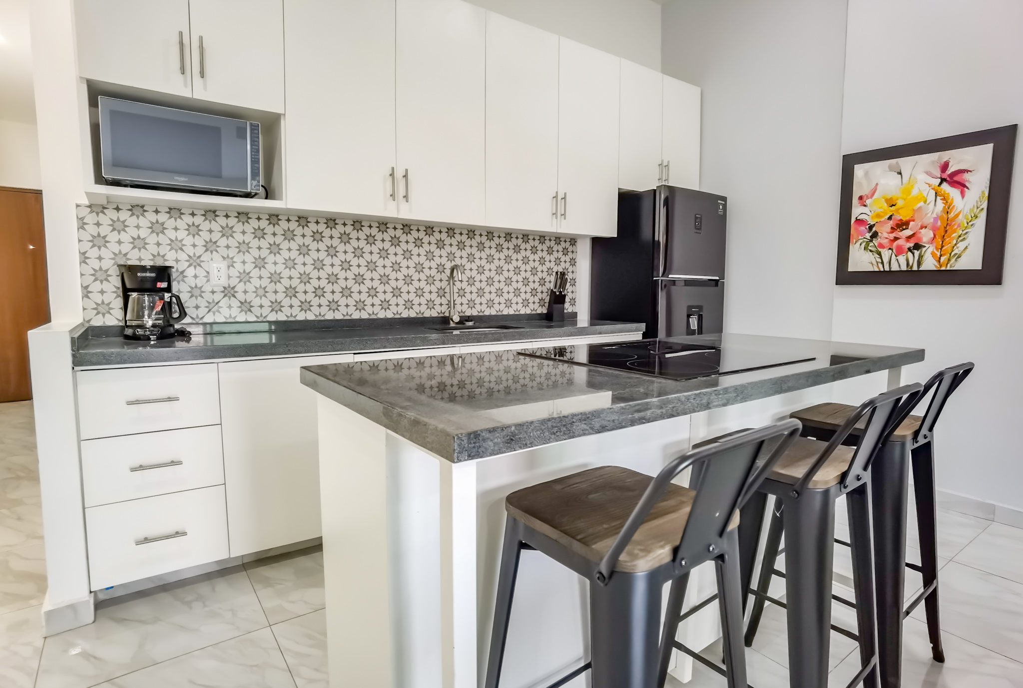 Apartment Three Bedrooms with Views