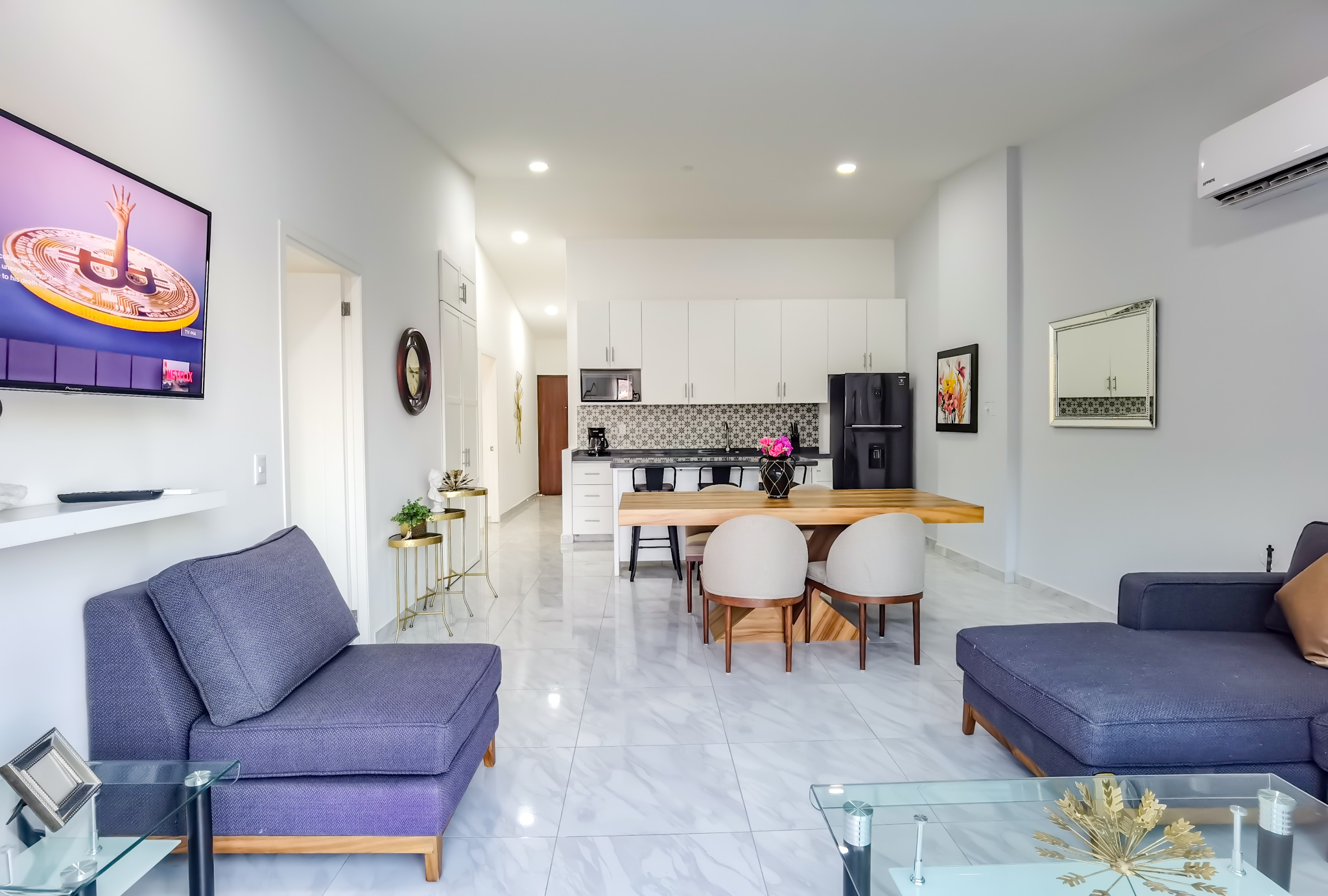 Apartment Three Bedrooms with Views