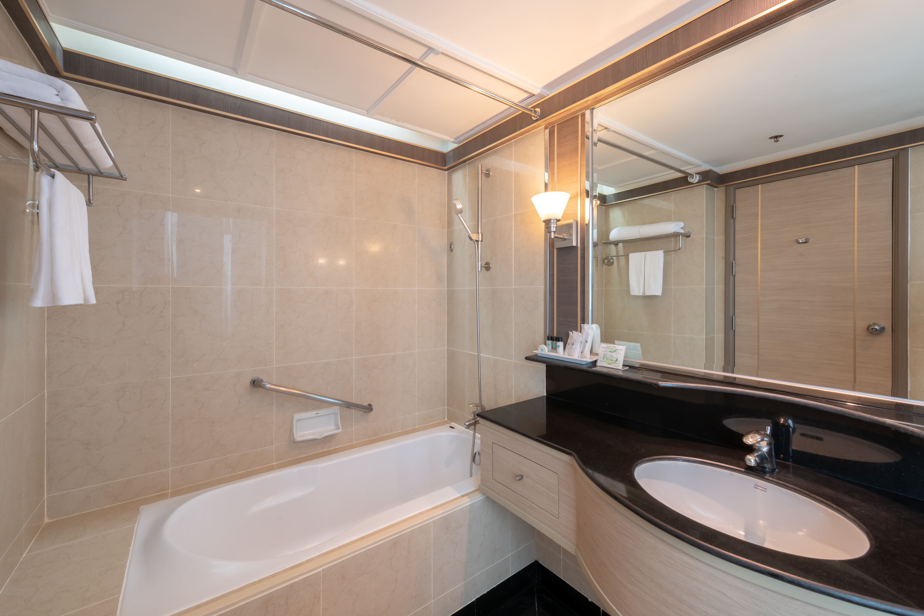 Double or Twin Deluxe