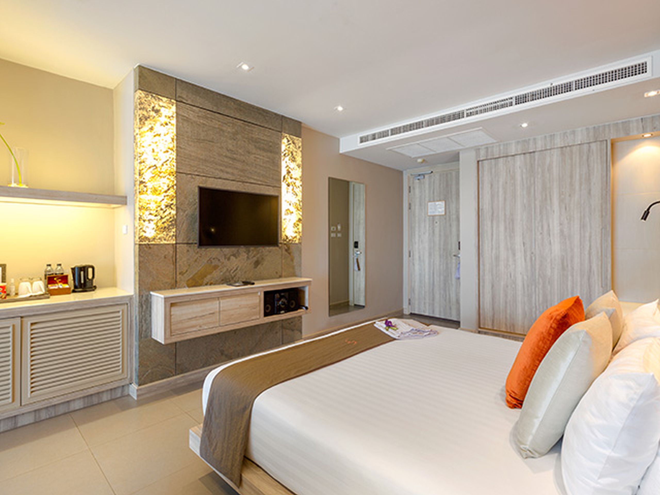 Junior Suite with Jacuzzi