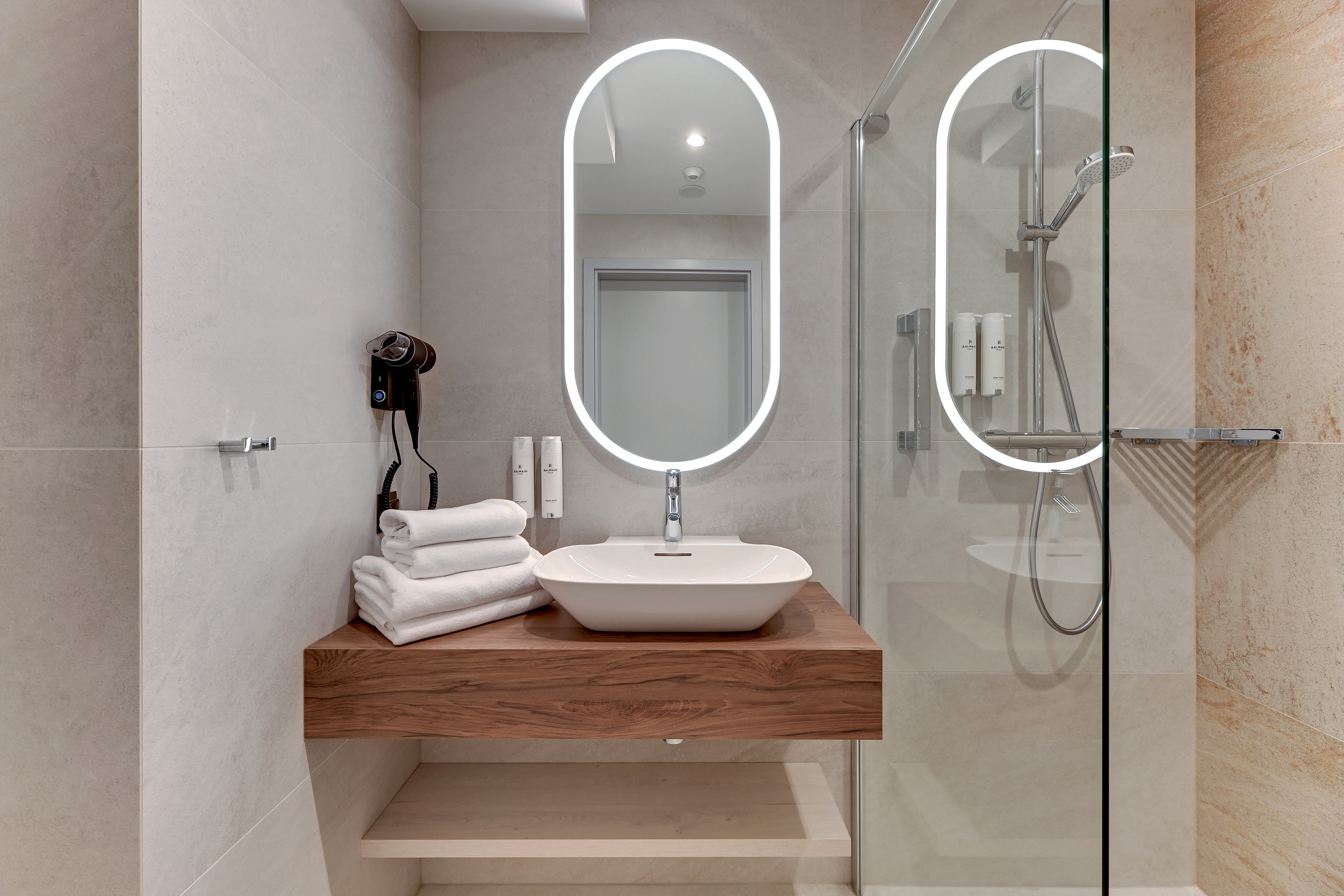 Double or Twin Deluxe