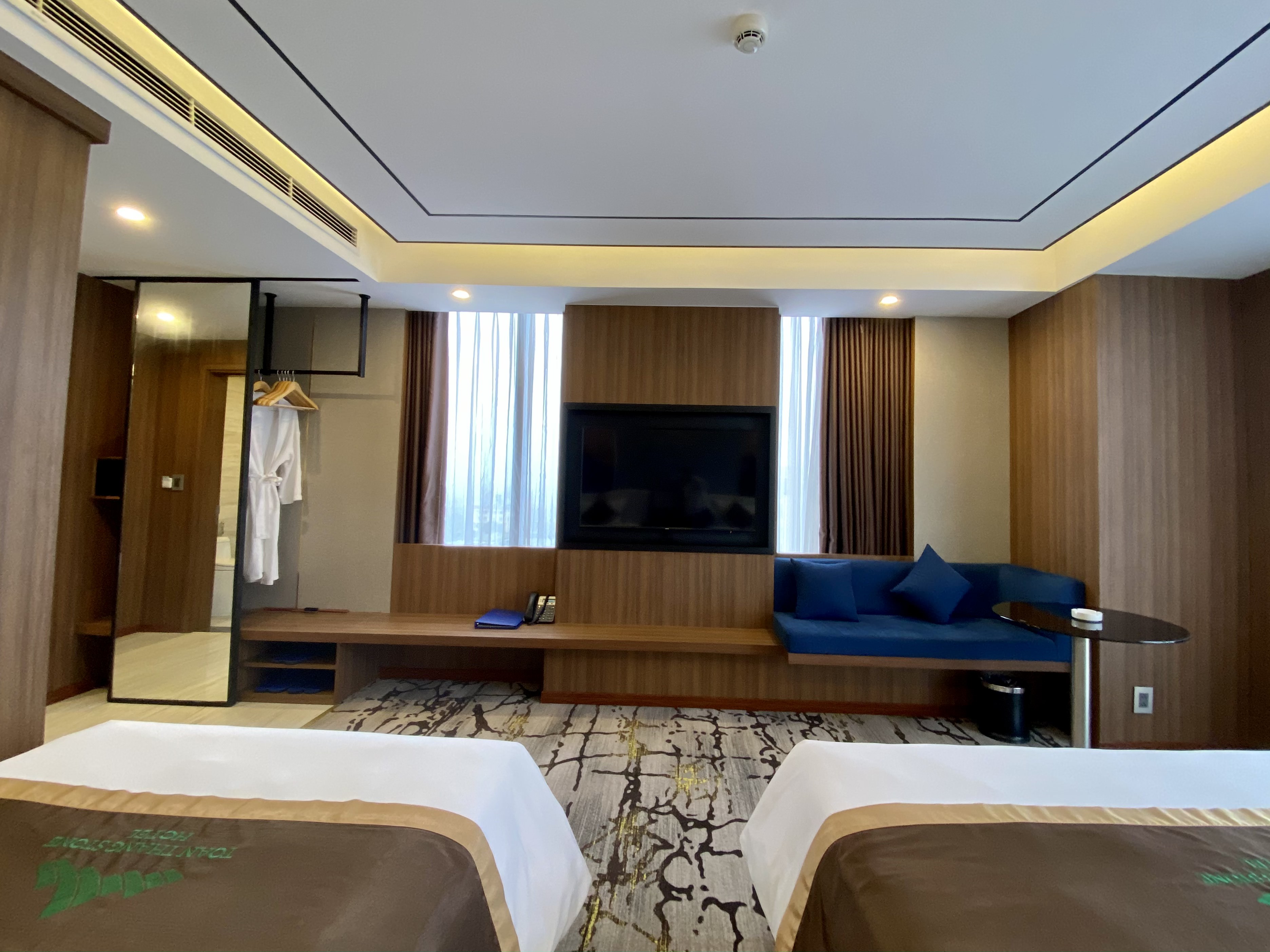 Double or Twin Executive