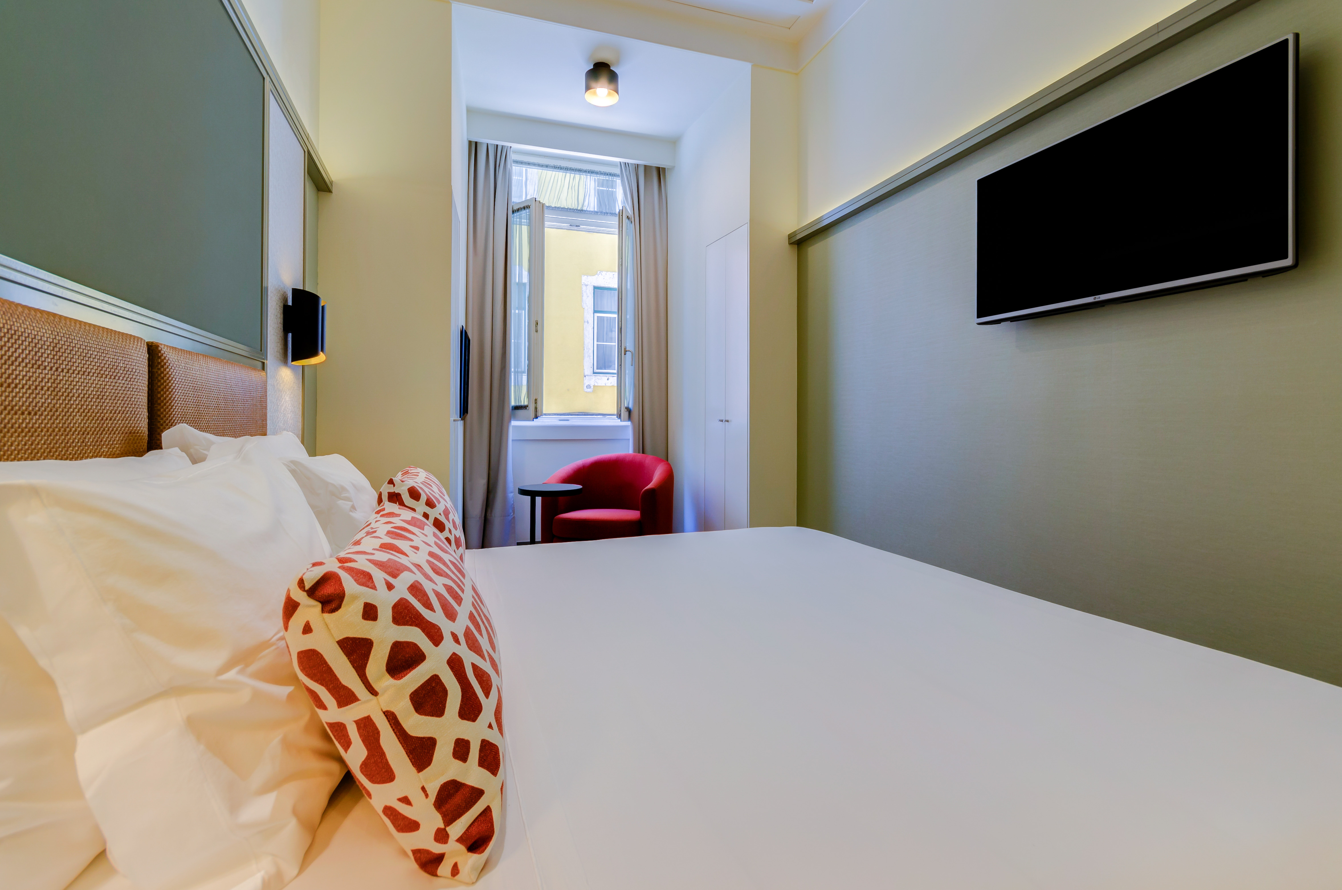 Double Single Economy