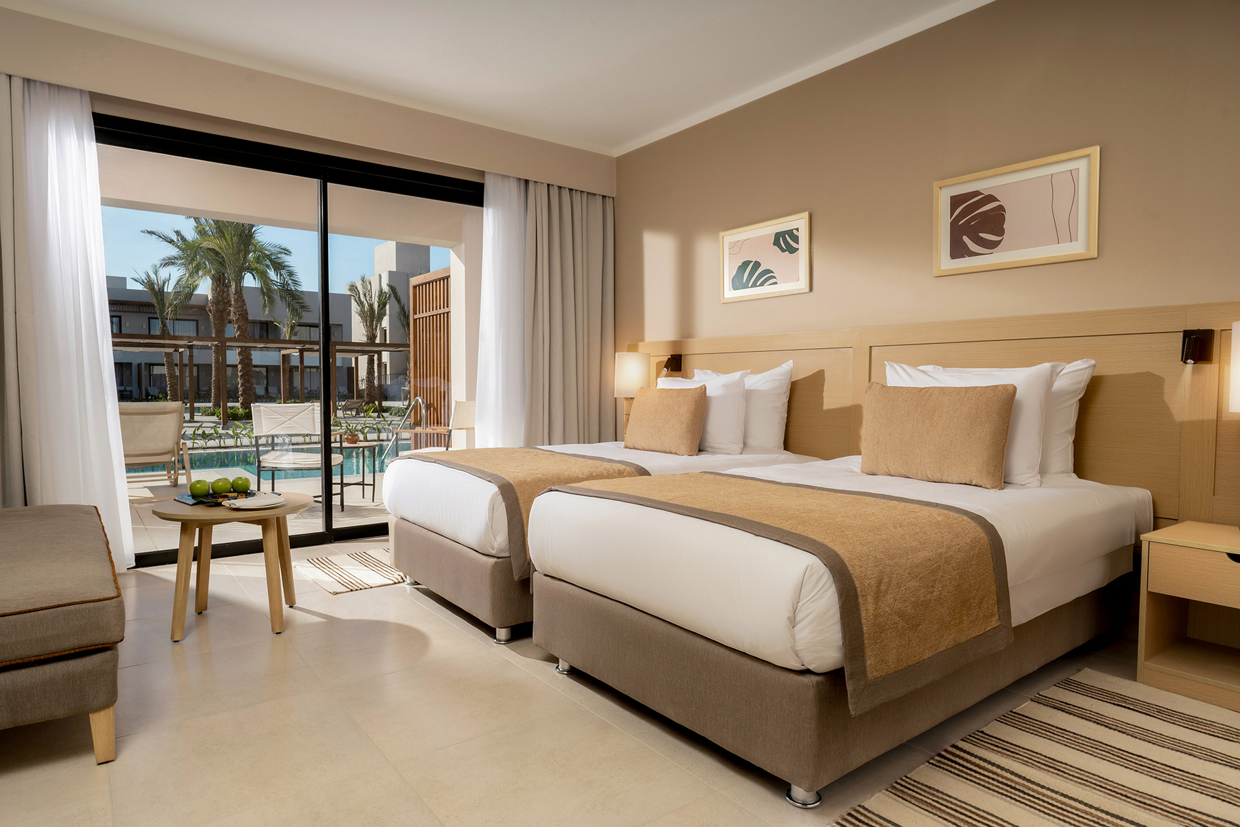 Double or Twin Superior Queen Bed