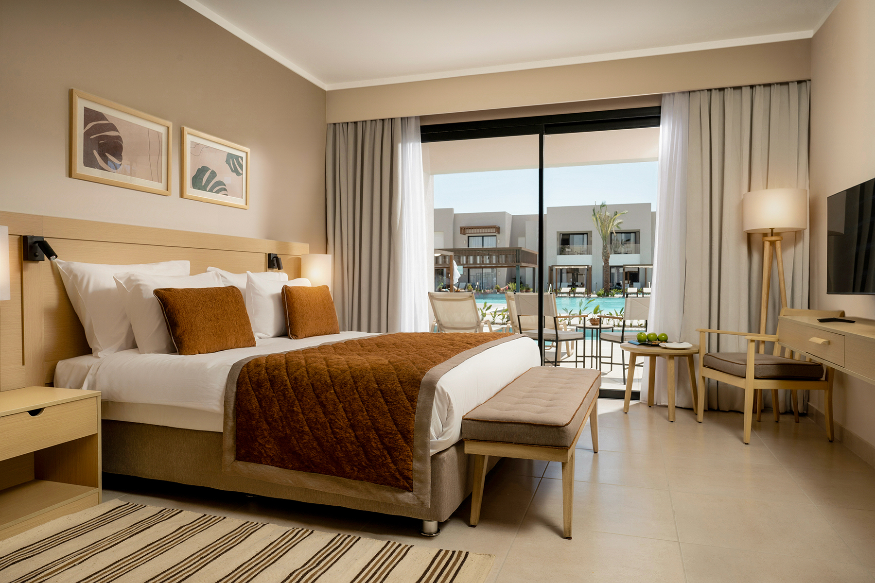 Triple Deluxe Queen Bed