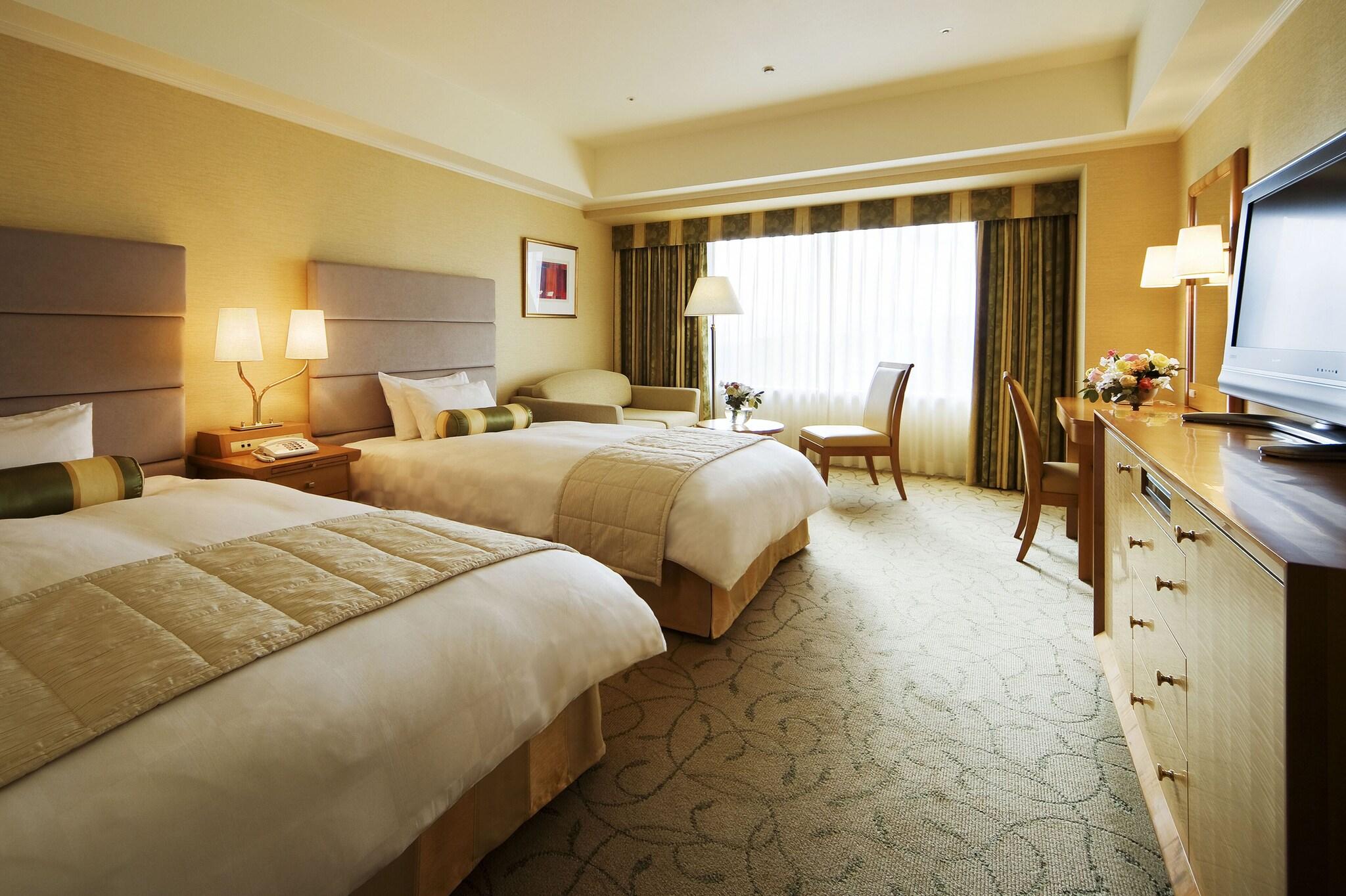 Twin Superior River View