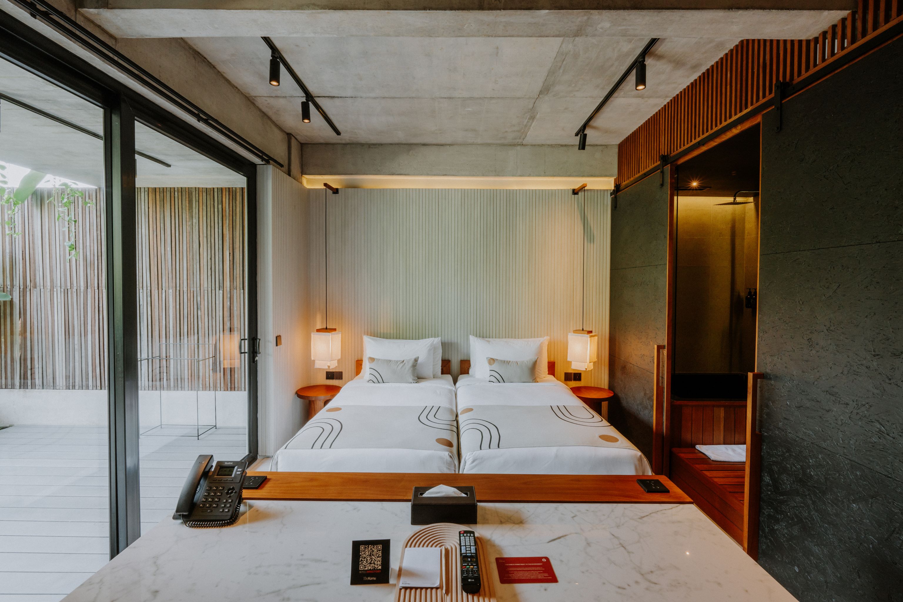 Twin Deluxe Pool View