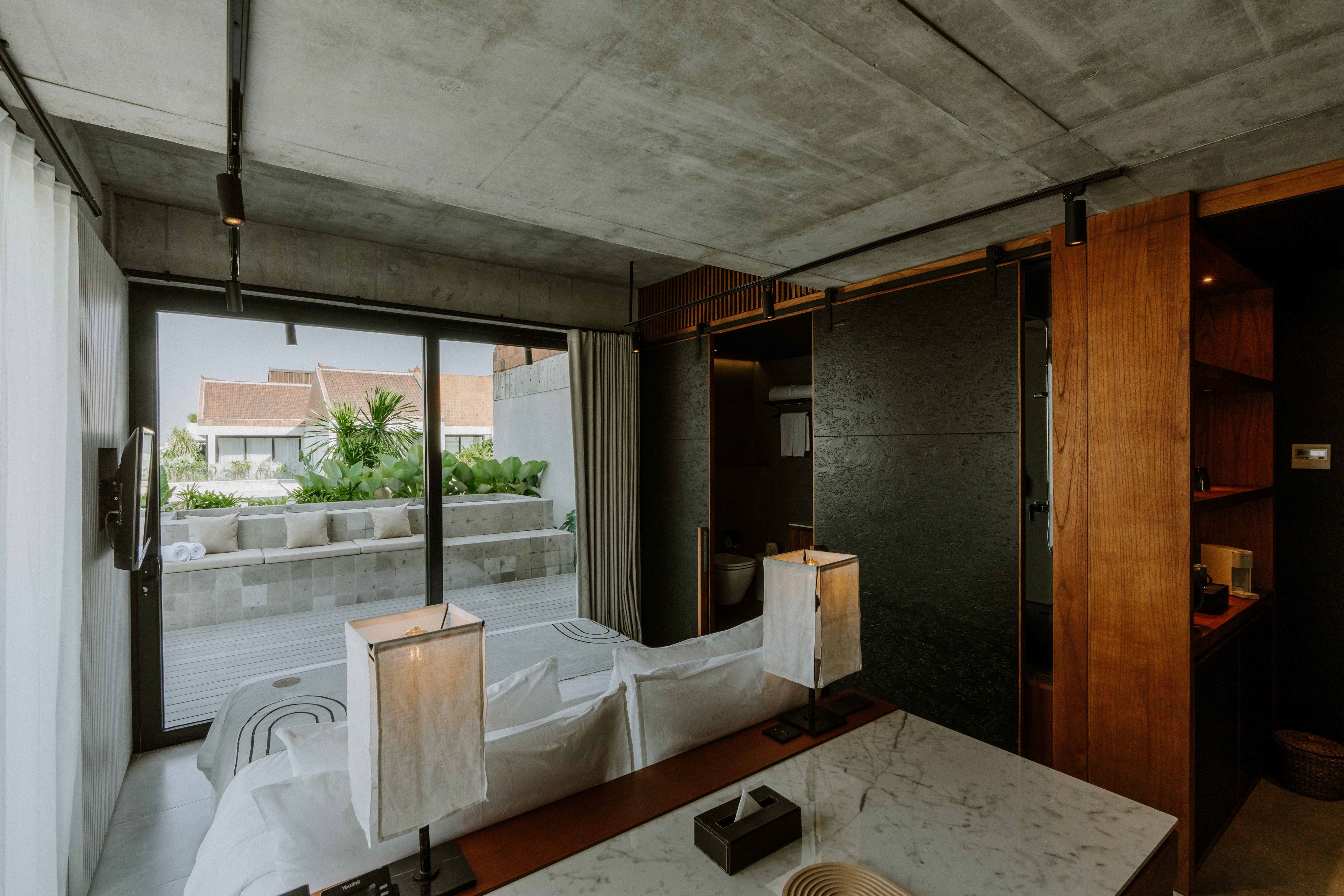 Room Deluxe Pool View