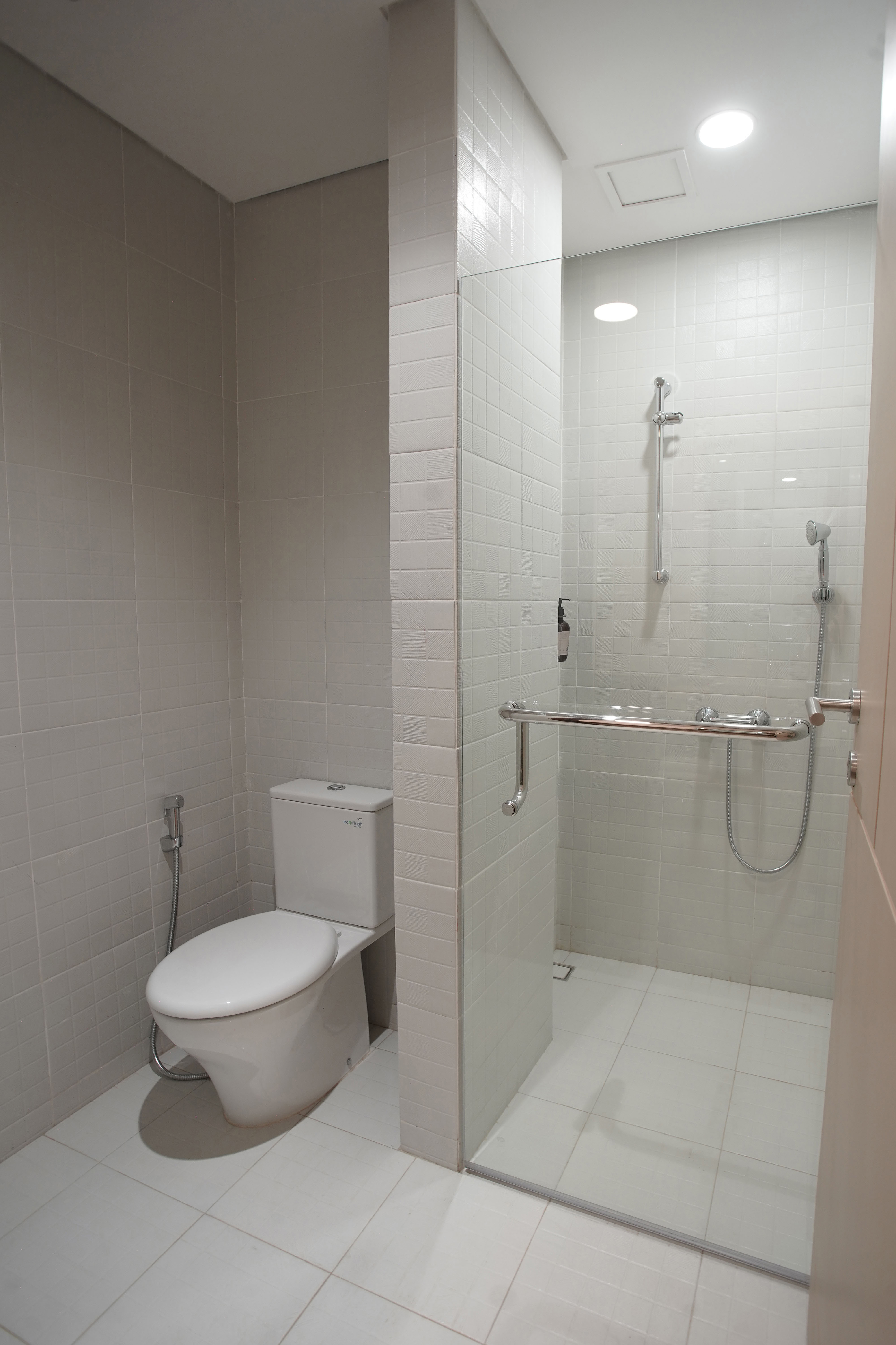 Twin Deluxe with Balcony