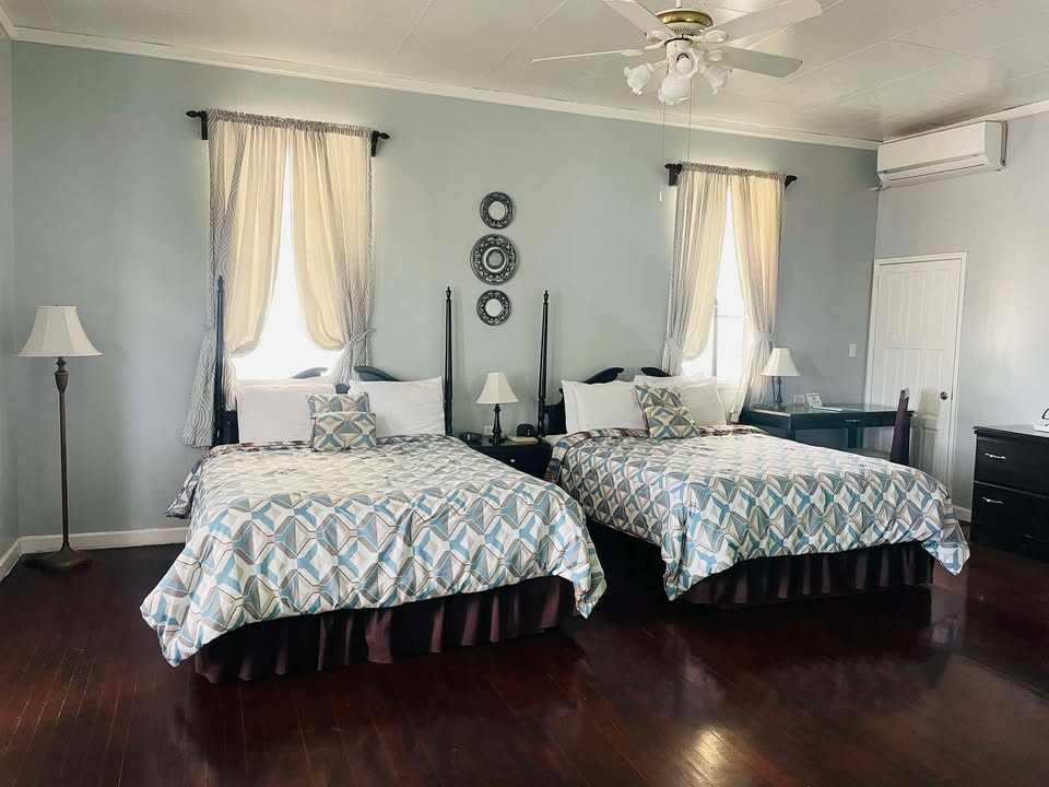 Double Deluxe Two Queen Beds