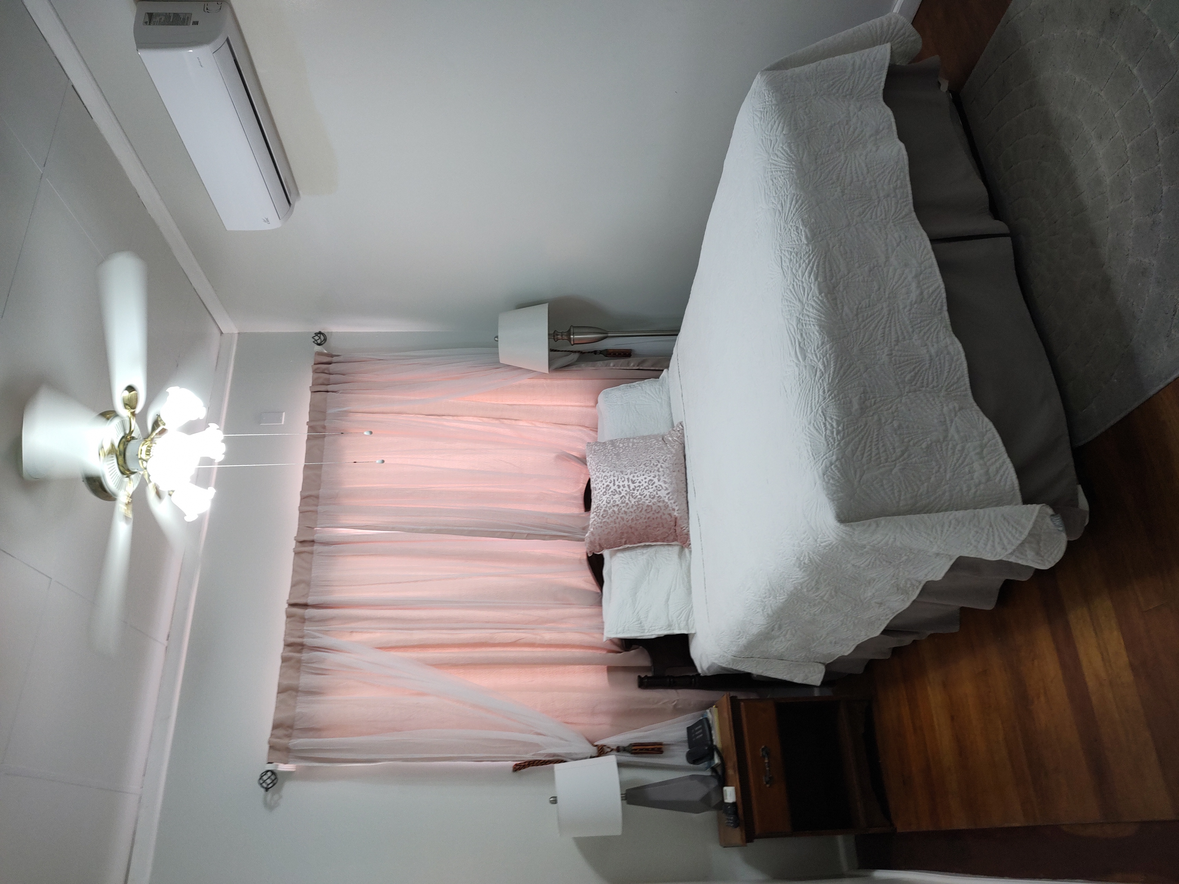 Double Queen Size Bed