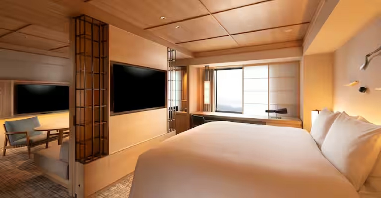 Suite Deluxe King Bed