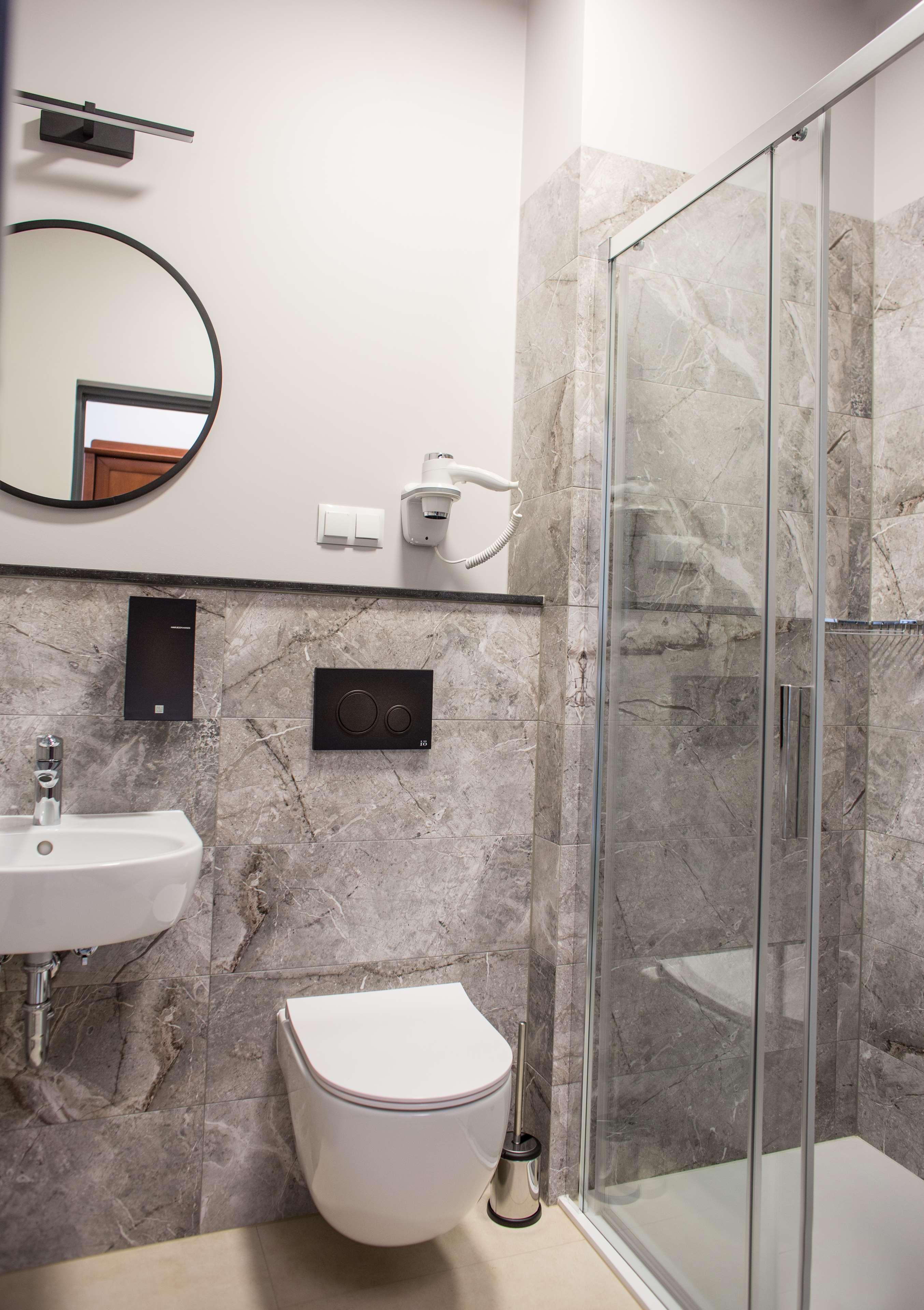 Double Queen Size Bed