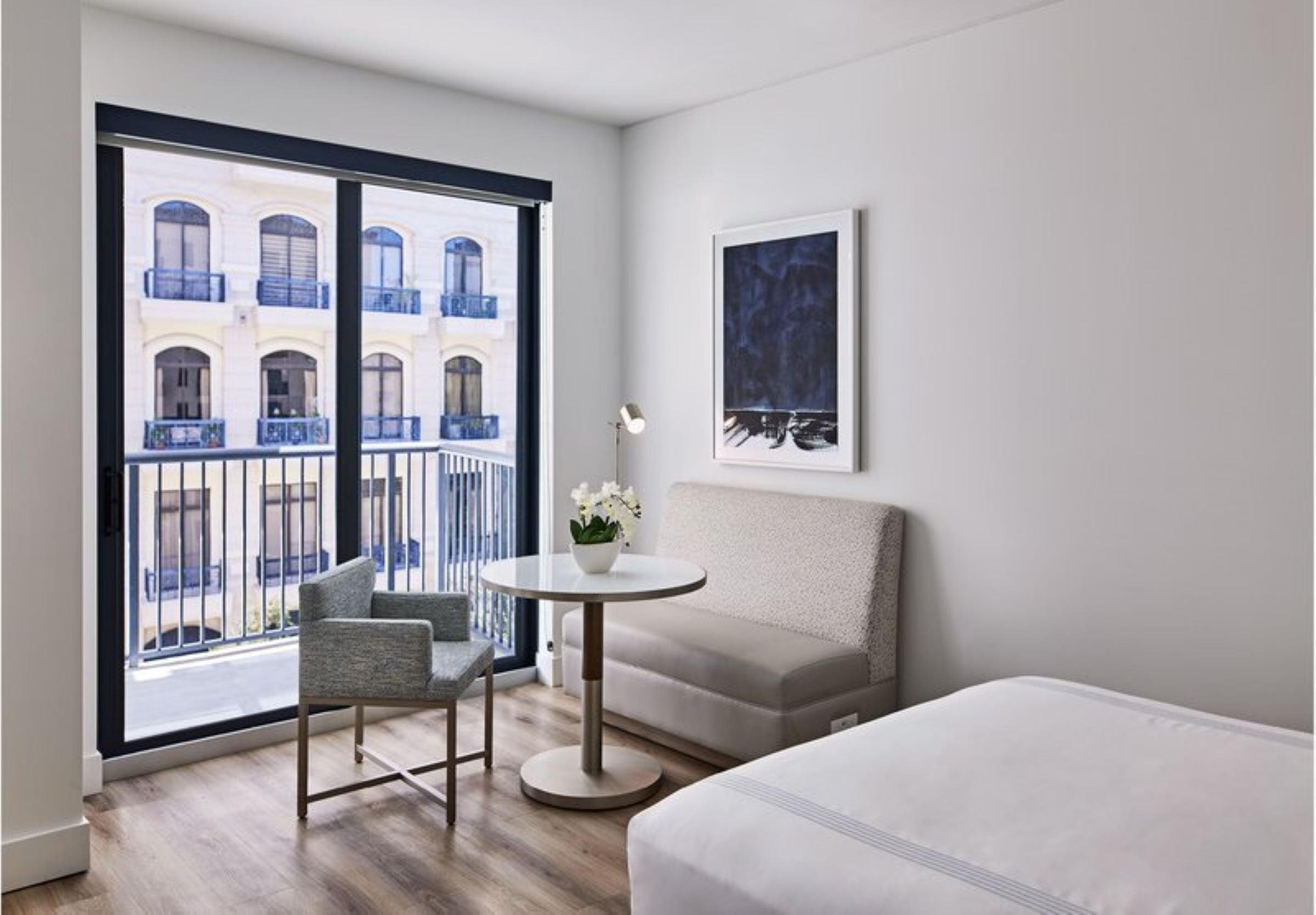 Studio One Bed